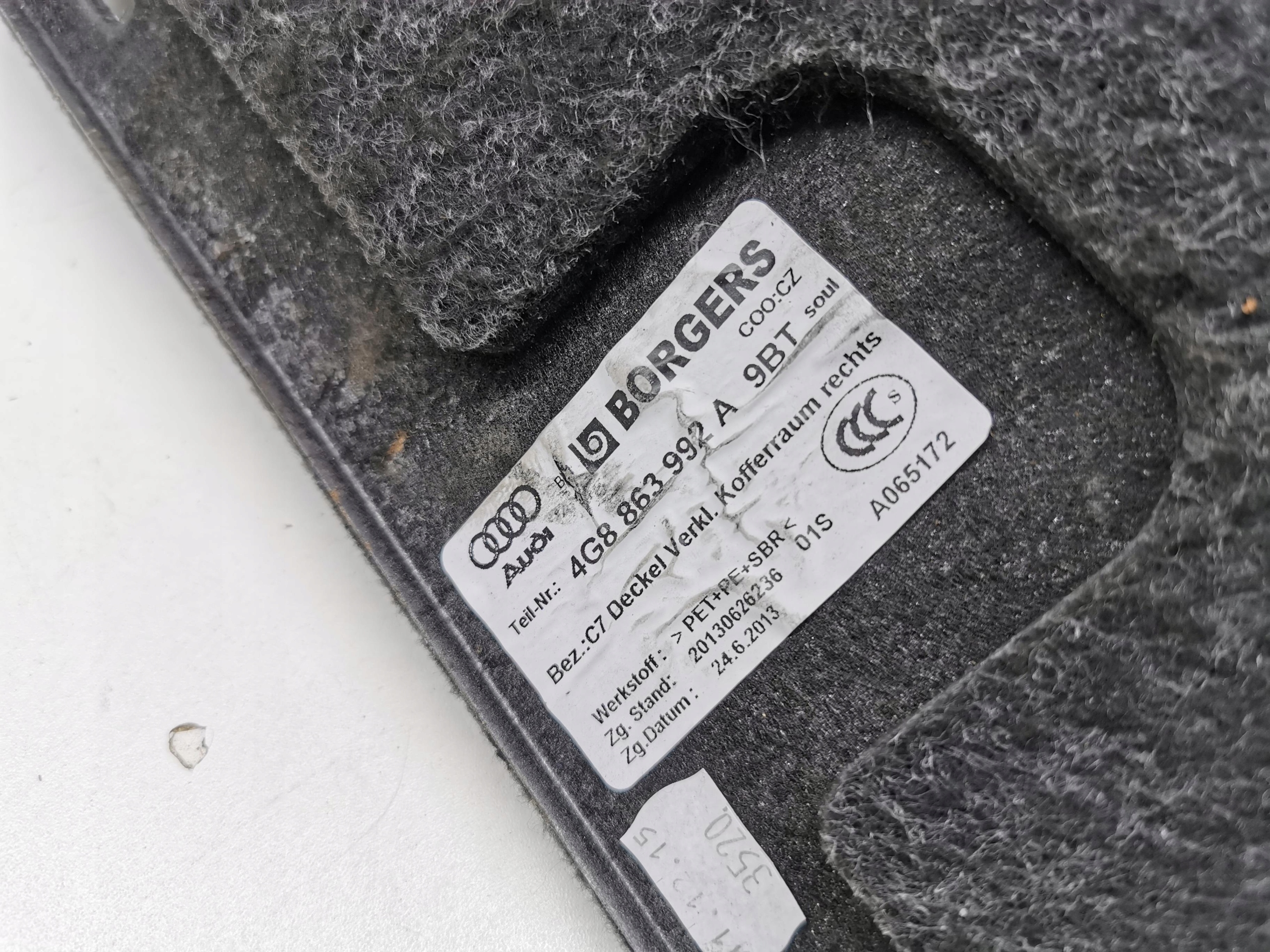 boot upholstery right AUDI A7 S7 4G LIFT 2018 4G8863992A