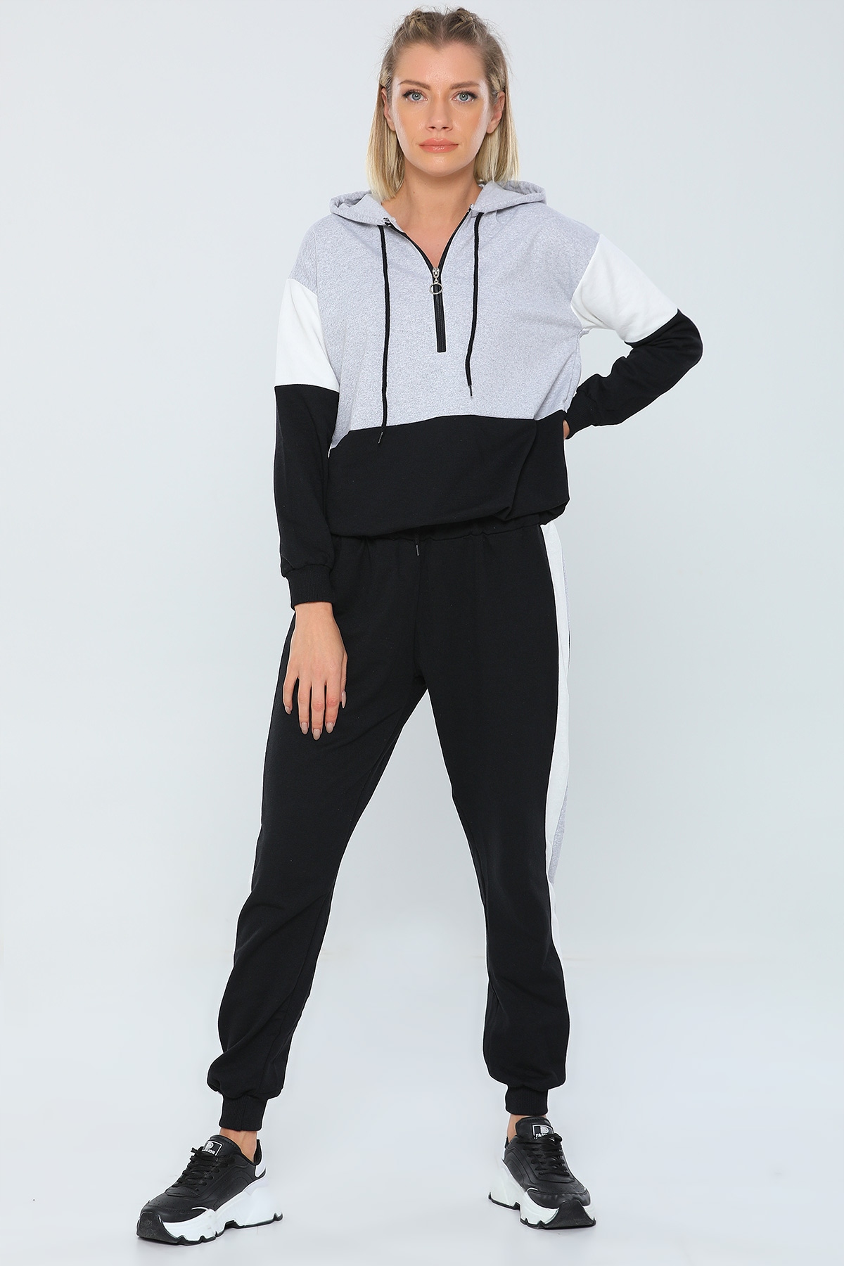 

Dres damski komplet dresowy Modny