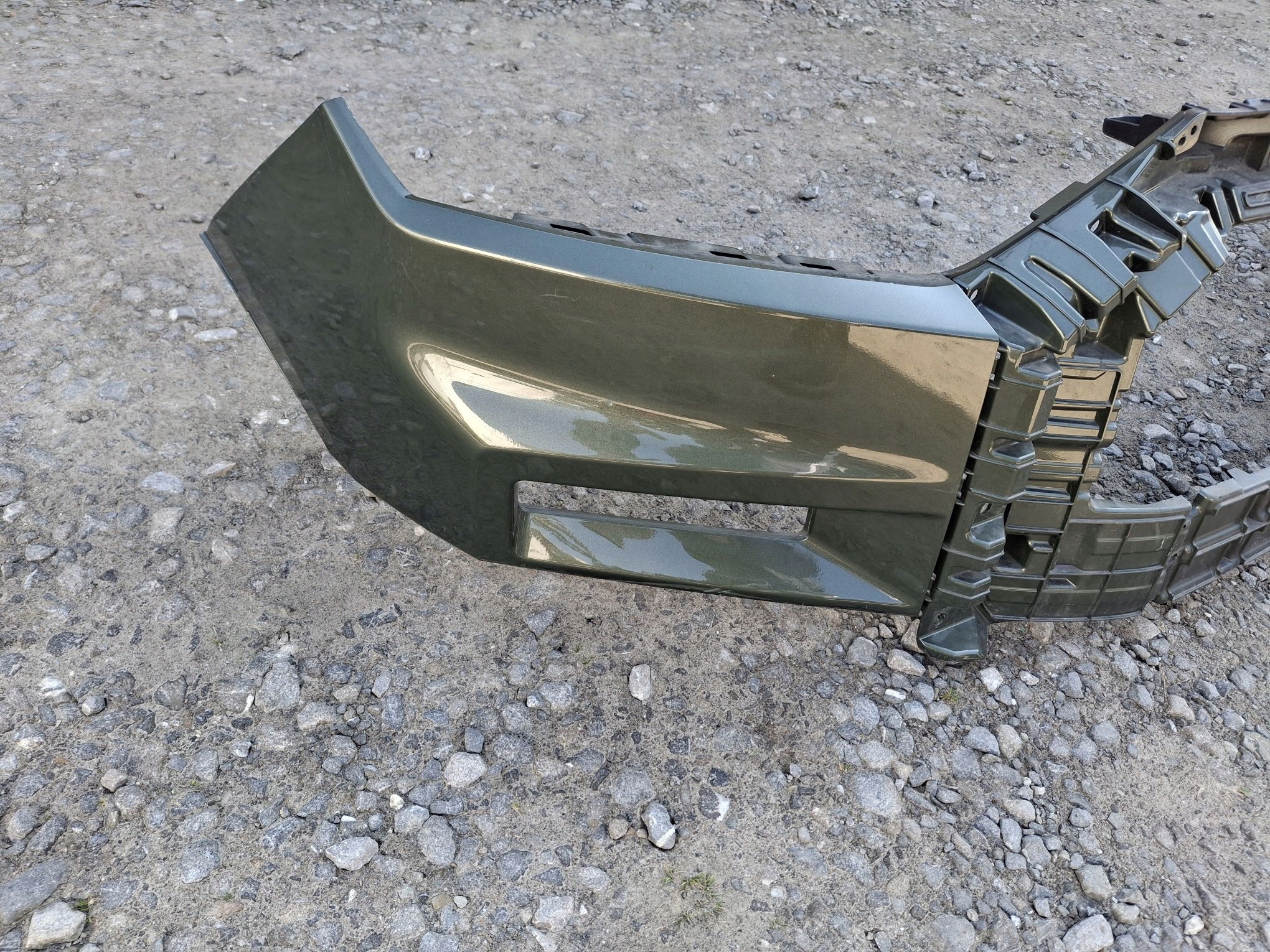 front bumper SSANG YONG MUSSO GRAND 2025R->