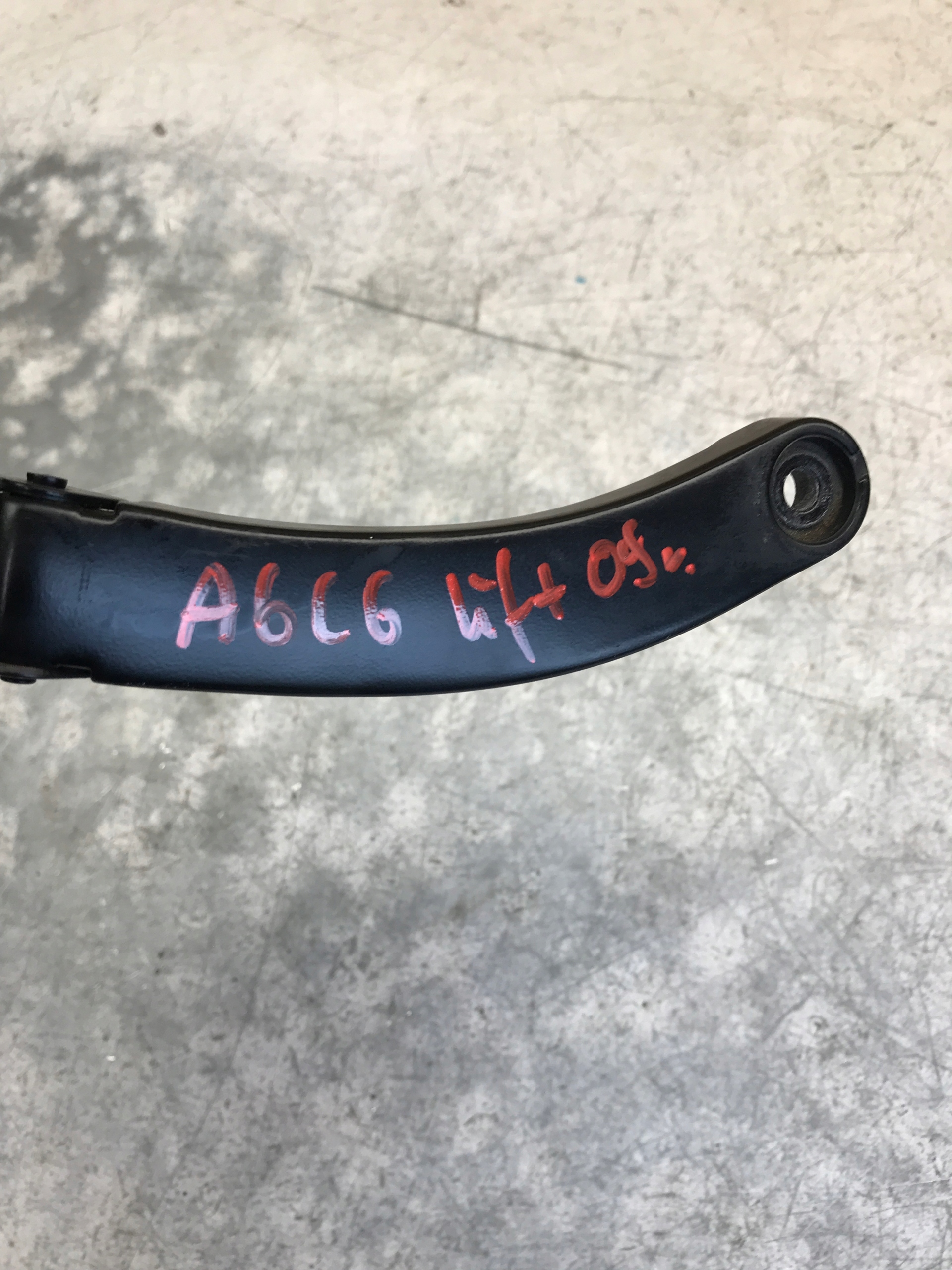 wiper arm right AUDI A6 C6 LIFT KOMBI