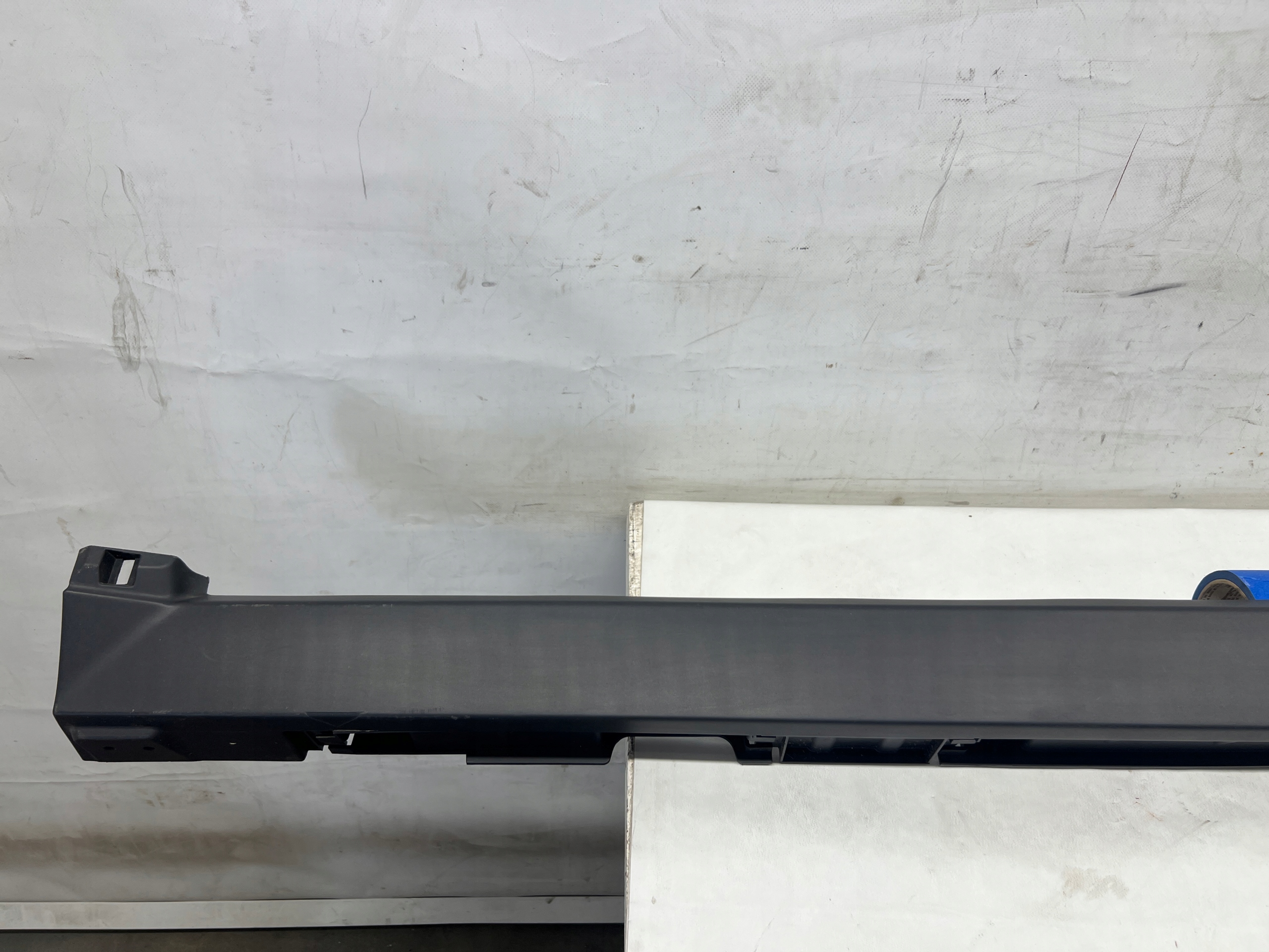 Range Rover Velar moulding threshold right HK83-101D56-BF