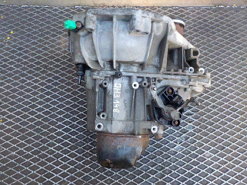 NISSAN MICRA III 1.4 16V B getriebe JH3148
