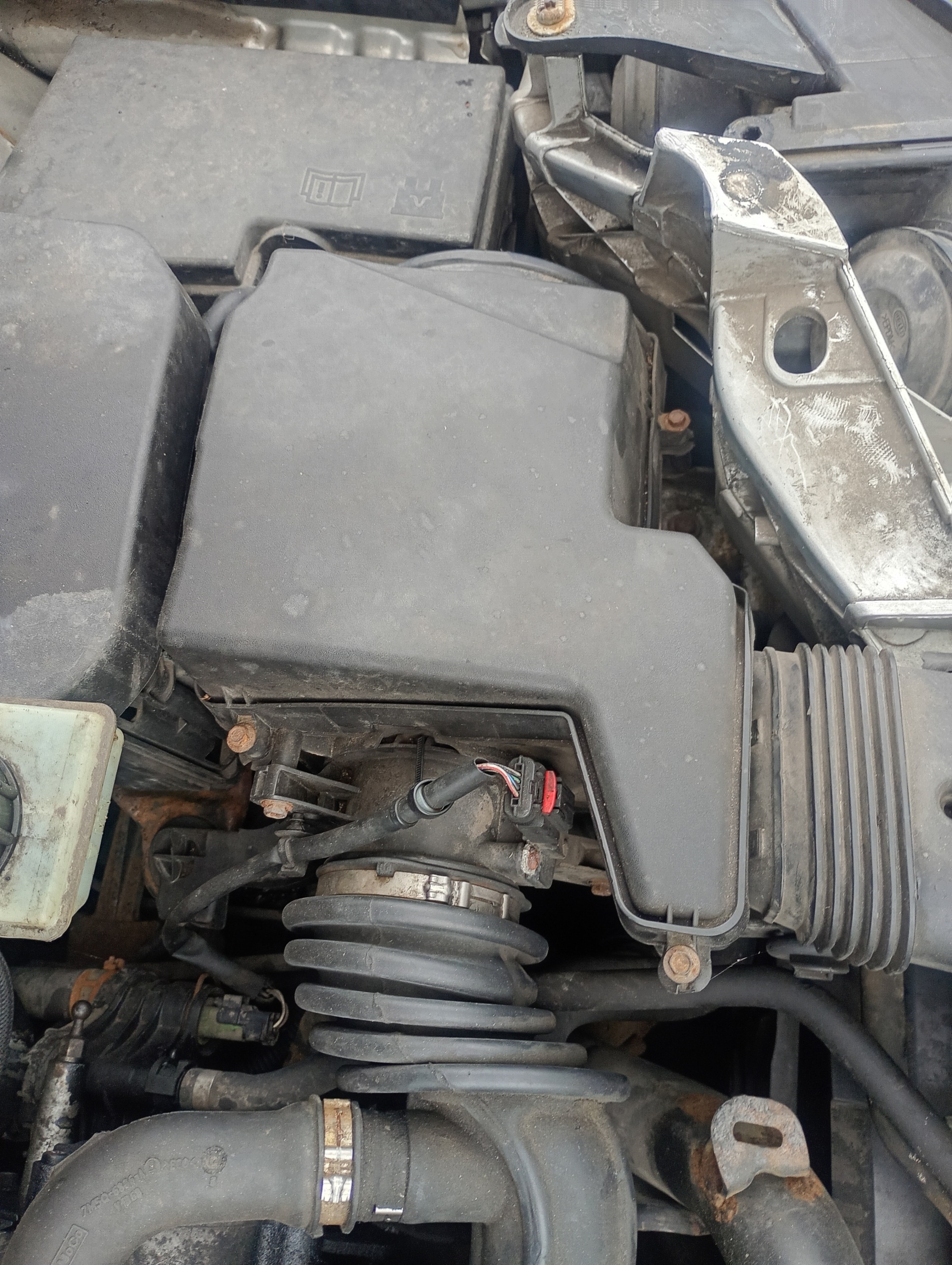 Gehäuse filter luft Ford C-MAX 1 und FL 07-11 1.6 TDCI
