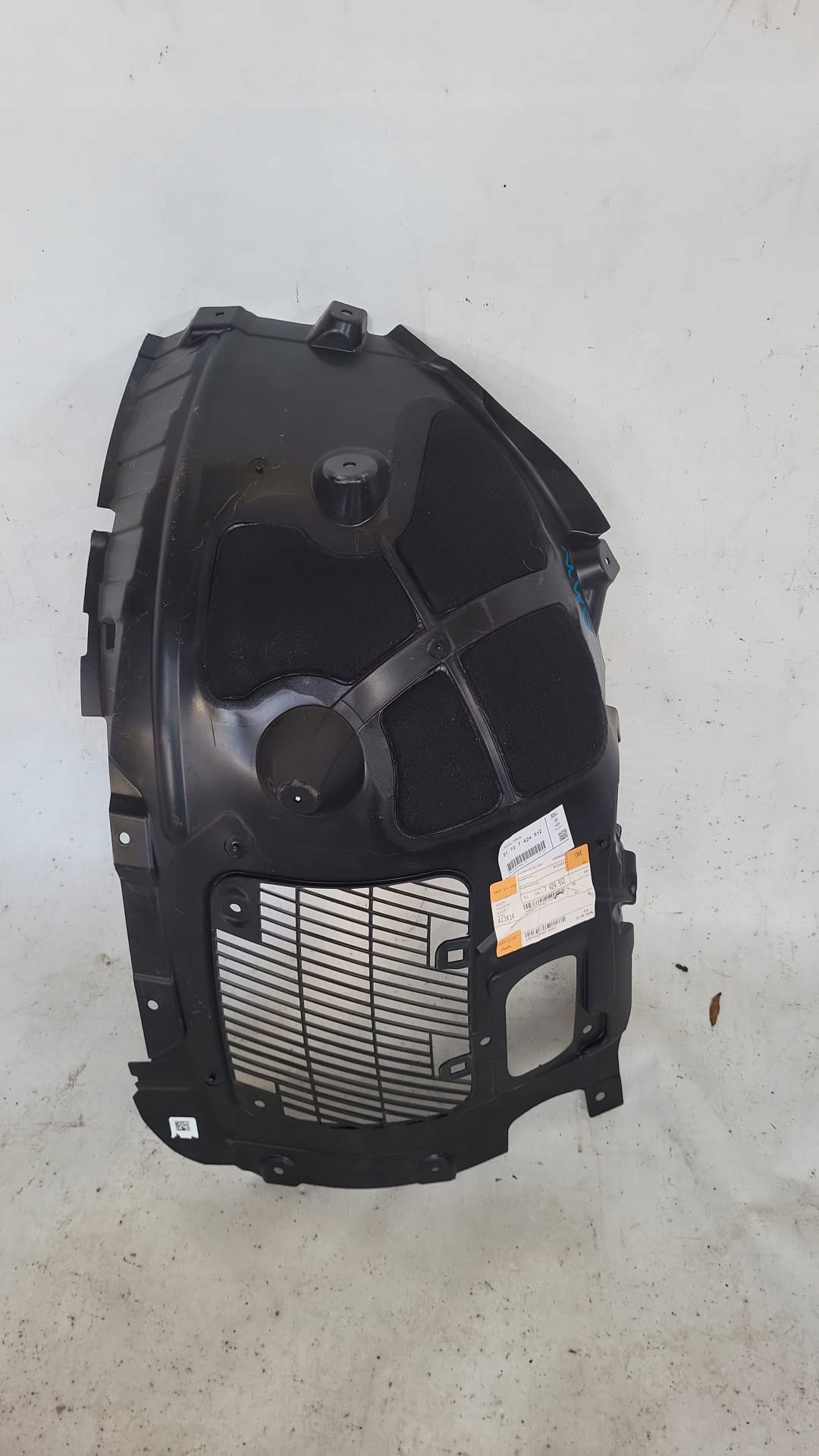 BMW X7 G07 mudguard right front front CZ.front 7424912