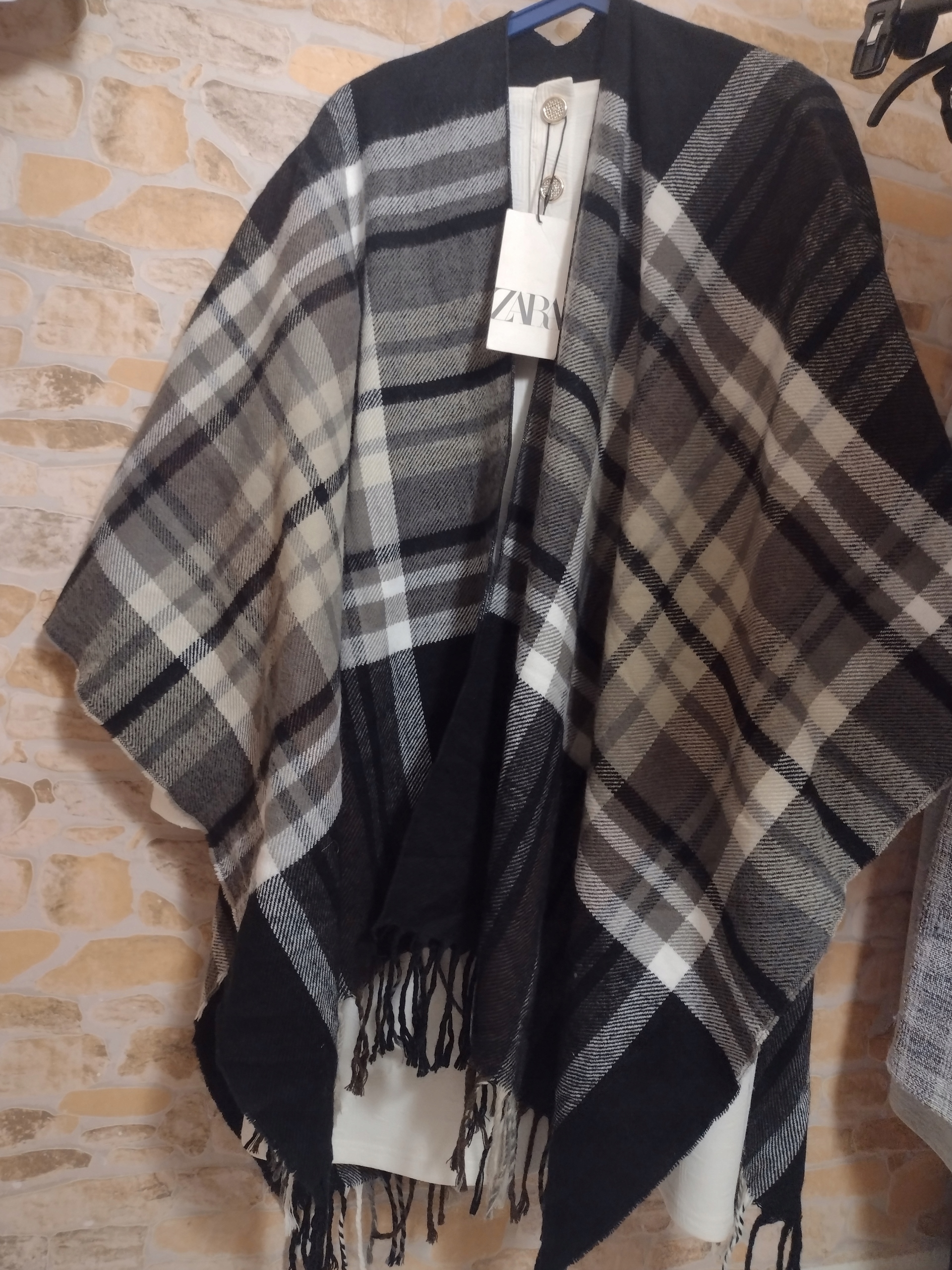 Zara Knit Ponczo czarny-kremowy Melan\u017cowy W stylu casual Moda Swetry Poncza 