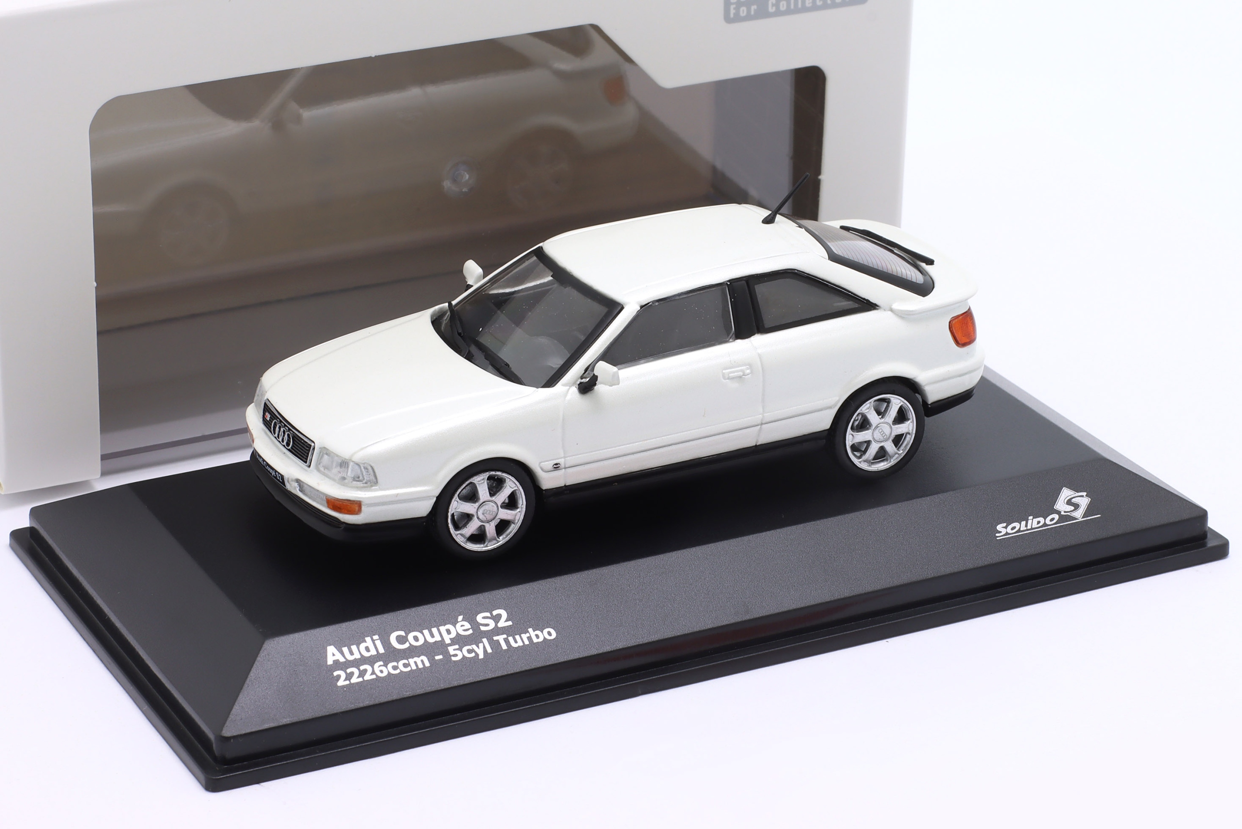 Solido Audi S2 Coupe 1992 Pearl White 1:43
