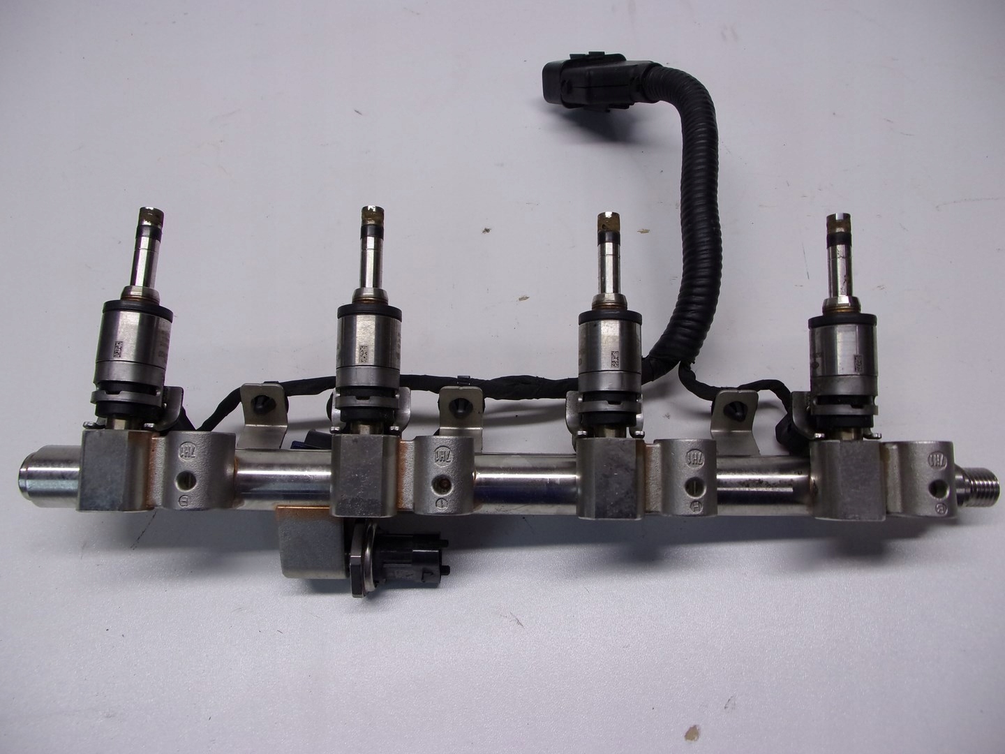 Rampe injection KIA NIRO 1,6 HYBR