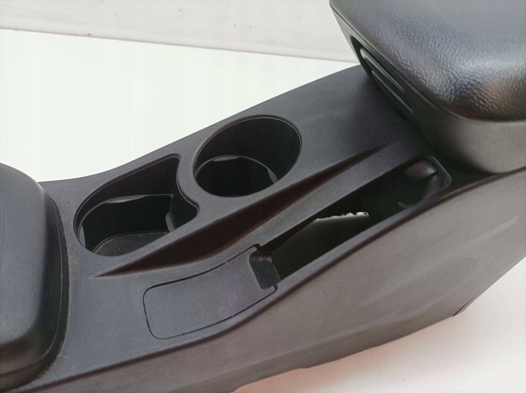 TUNEL media bracciolo LIFT USB AUX Kia Ceed e (2006-2012)