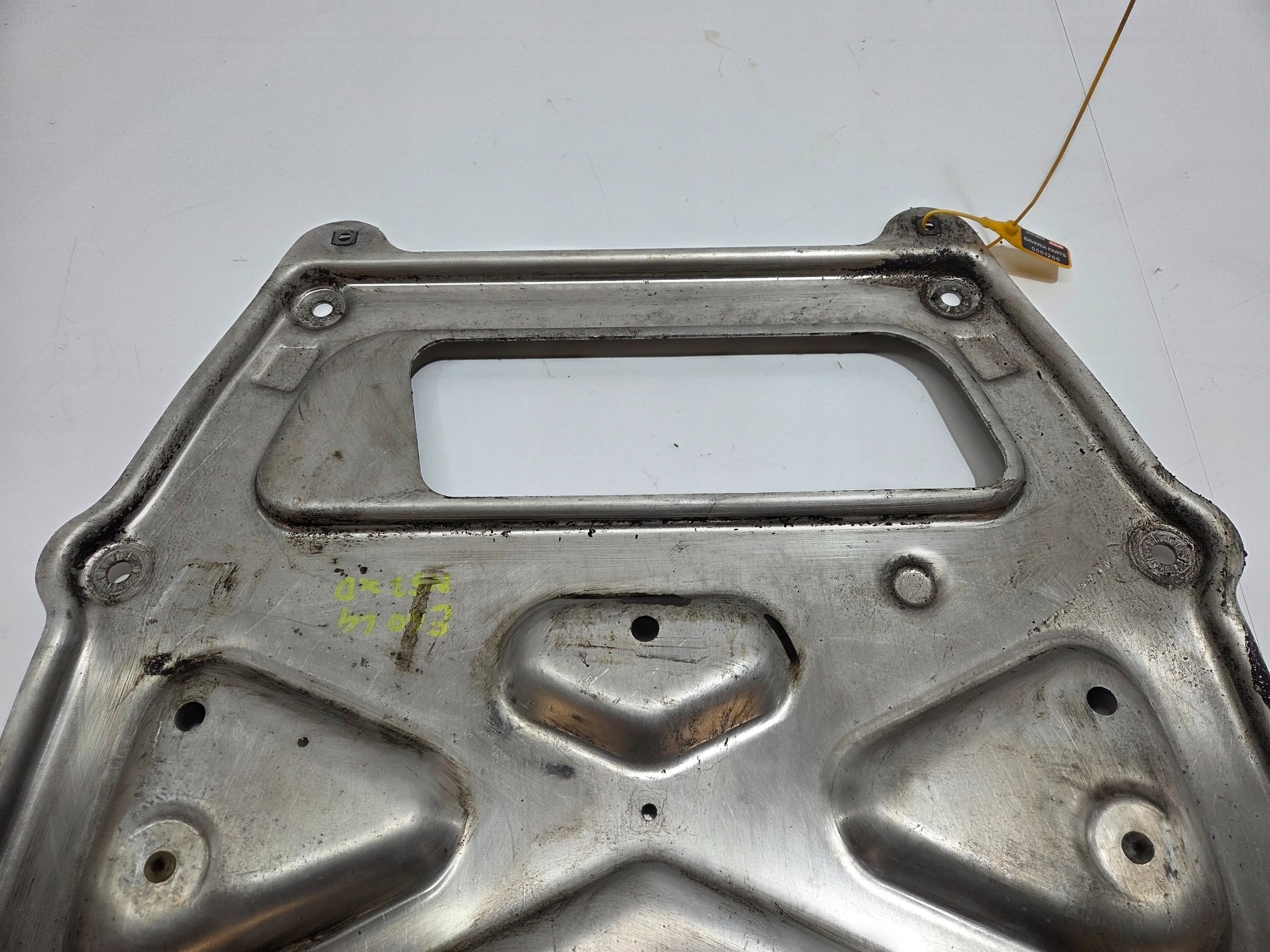 cover cover below engine BMW E60 X DRIVE 6768301