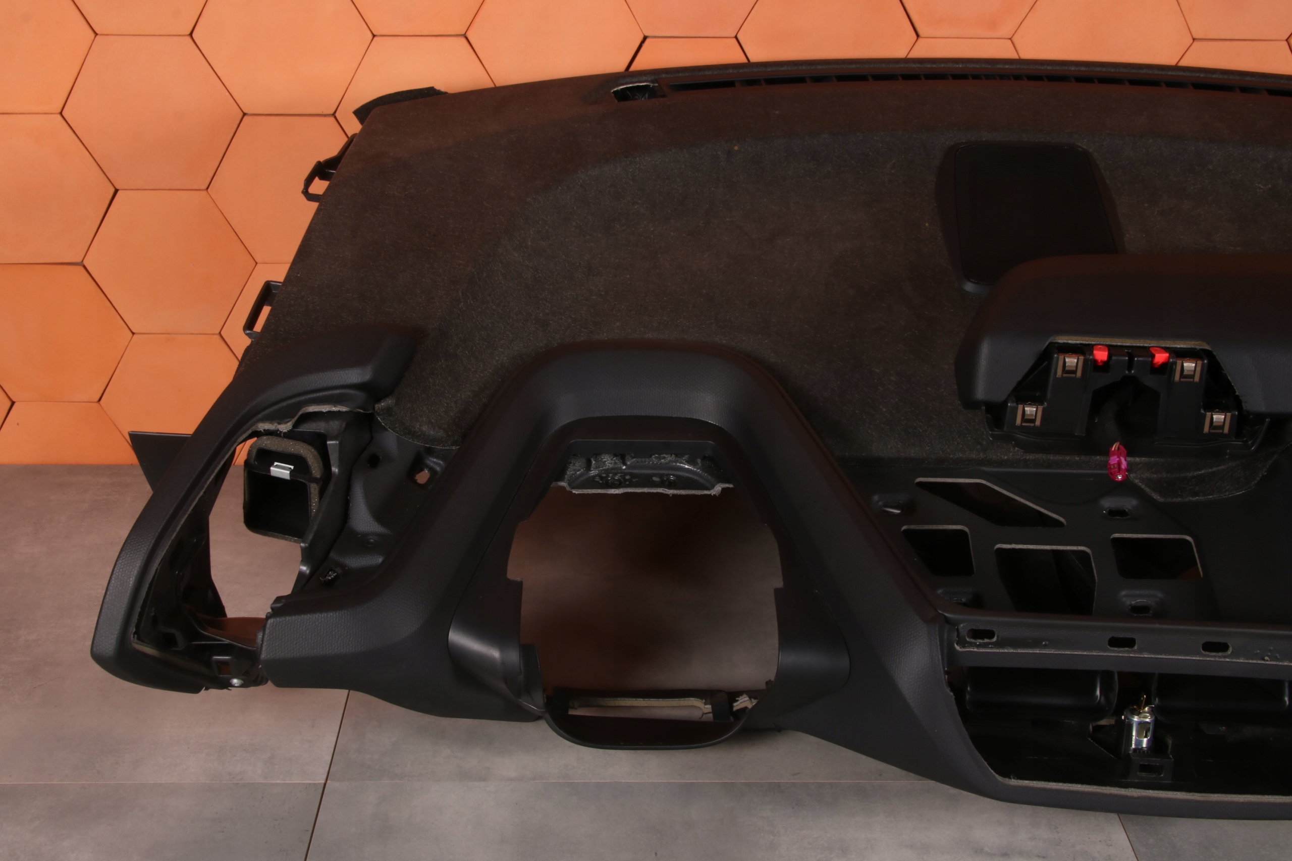 BMW i3 I01 originál dashboard instrument panel console NEUTRONIC ARAGAZGRAU