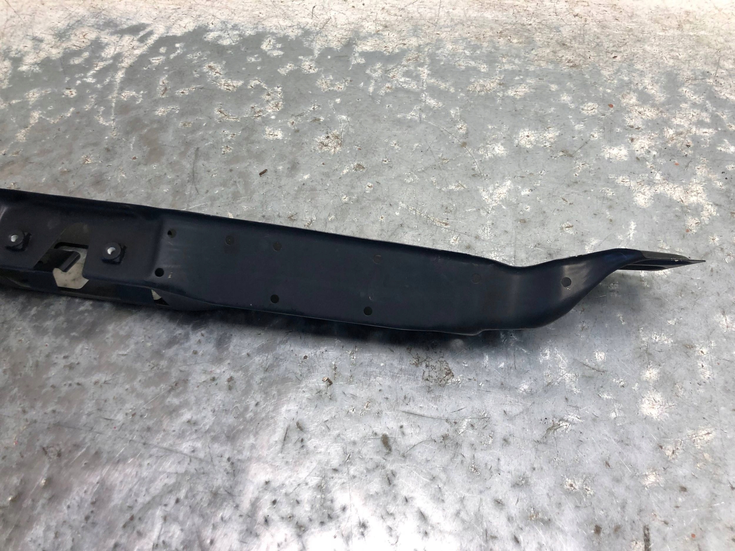 console holder supports of the front VW ID.3 10A805301D