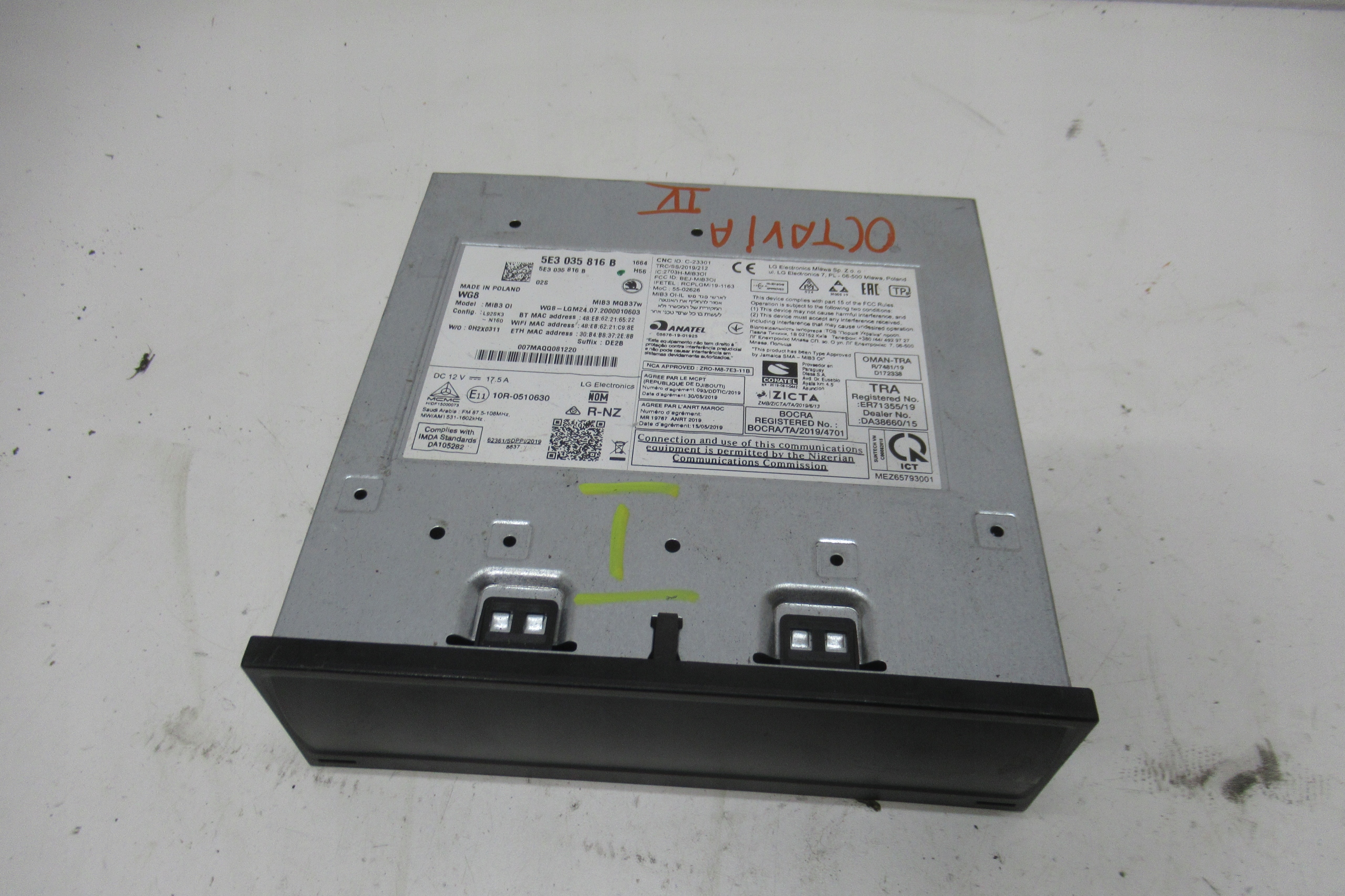 SKODA OCTAVIA IV player navigation devices 5E3035816D
