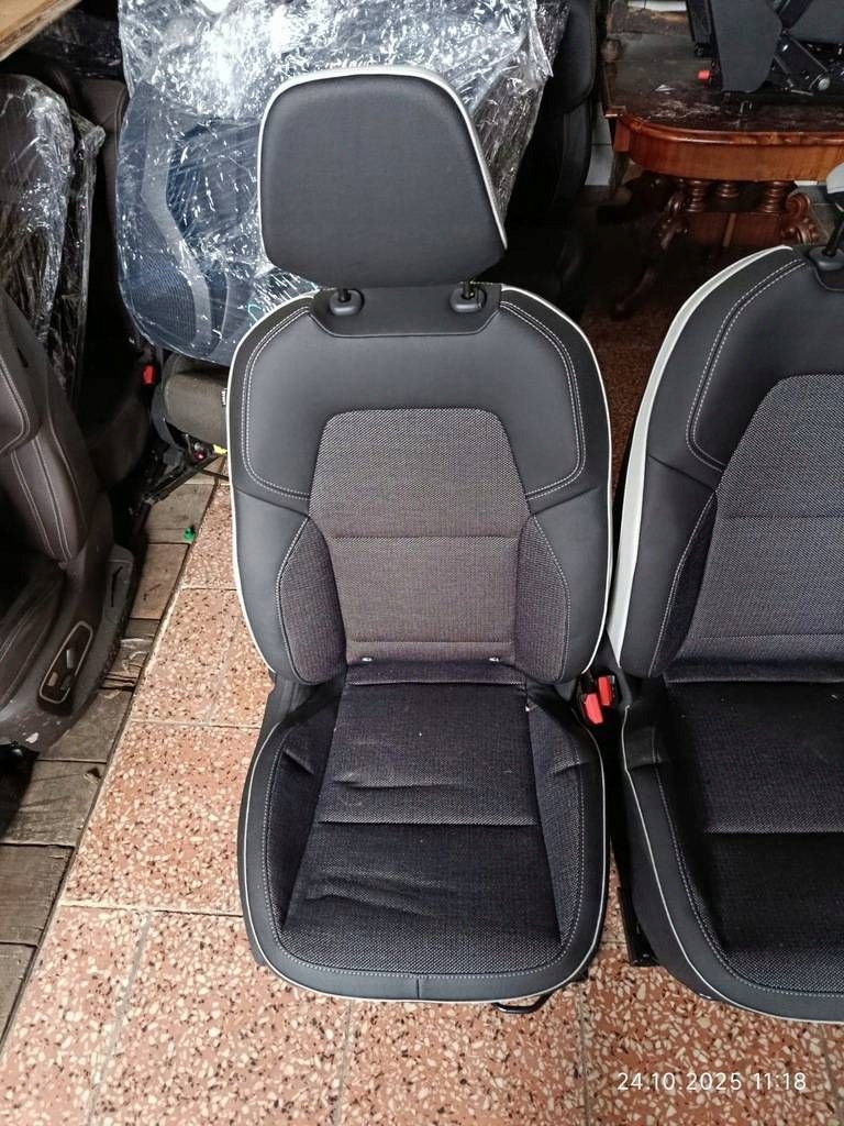 Sitz rechts des Beifahrers Renault Captur II Halbleder