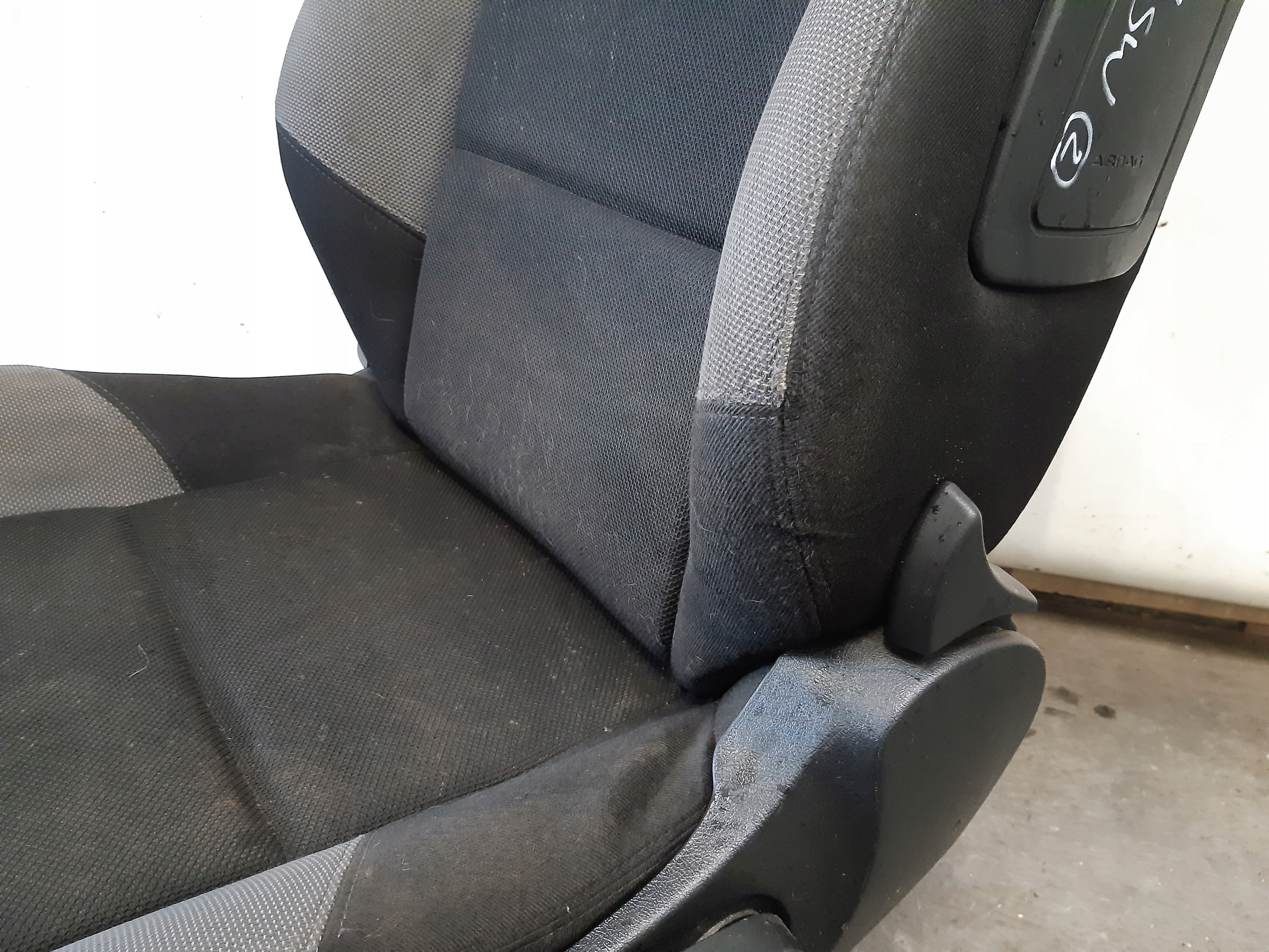 Sitz links Peugeot 207 SW