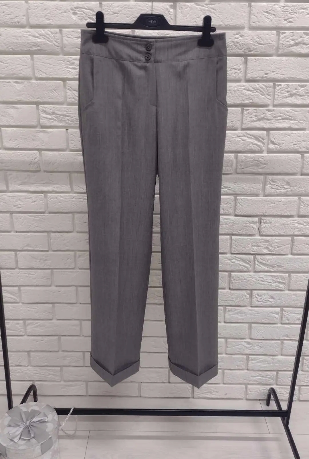 MEWA ELEGANCKIE SPODNIE DAMSKIE PROSTA NOGAWKA SZARY 42 Rozmiar 42