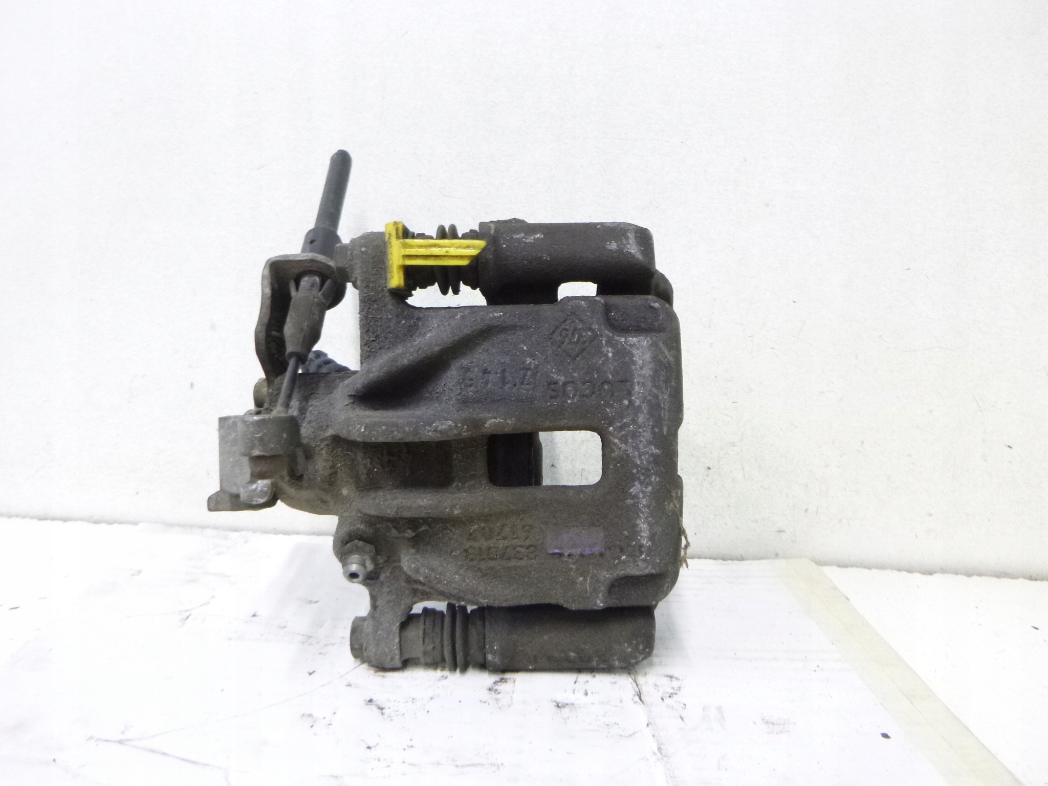 caliper brake rear part left Opel Vivaro 2.0 CDTI 2006r.