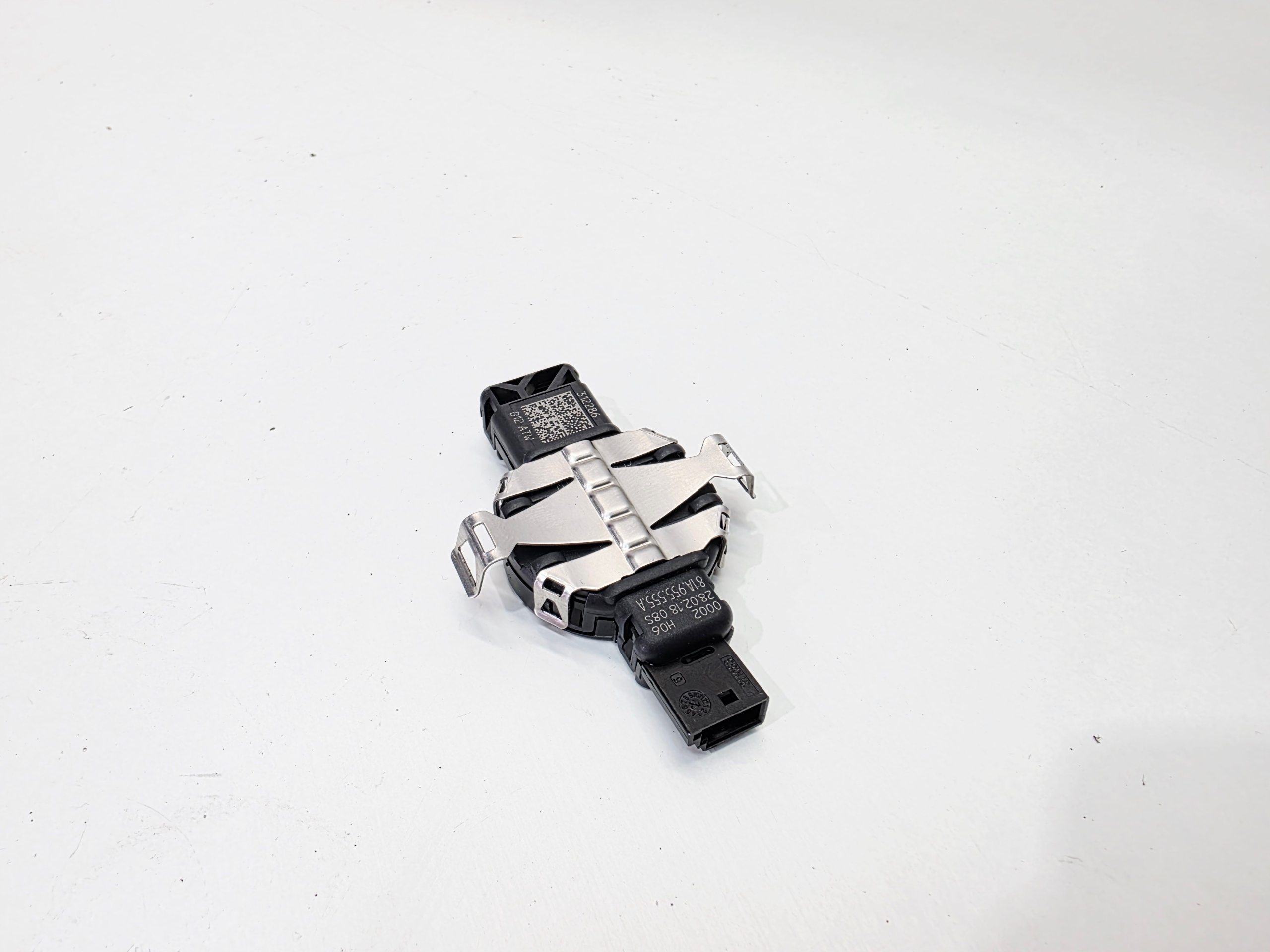 Sensor SENSOR Regen AUDI A4 B9 A5 Q5 FY 81A955555A