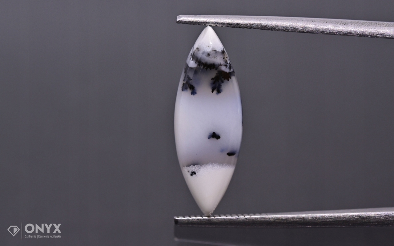 Dendritový achát z Turecka kabošon markýza 19,5x7 m