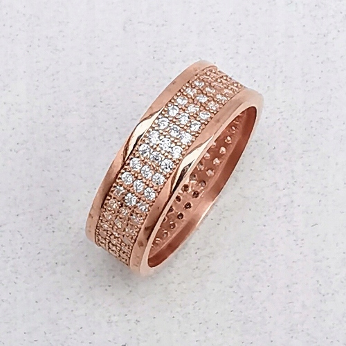 Pozlacený prsten s zirkony