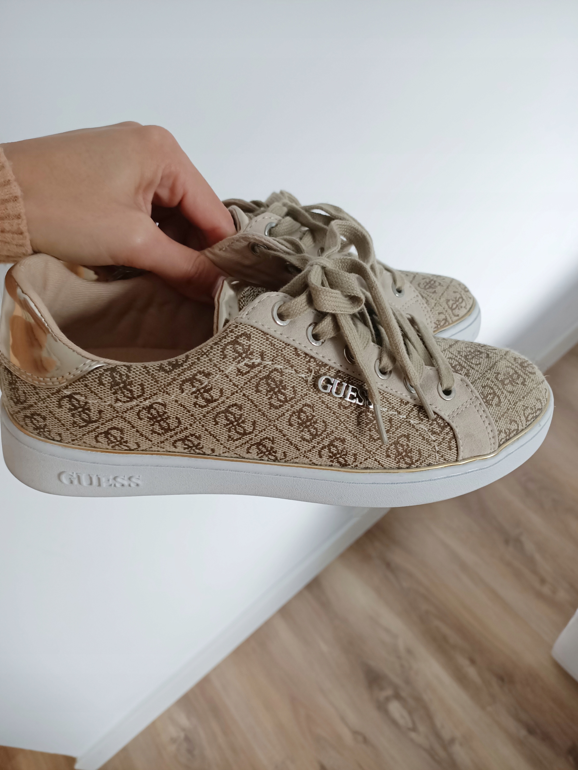 Guess 39 cheap
