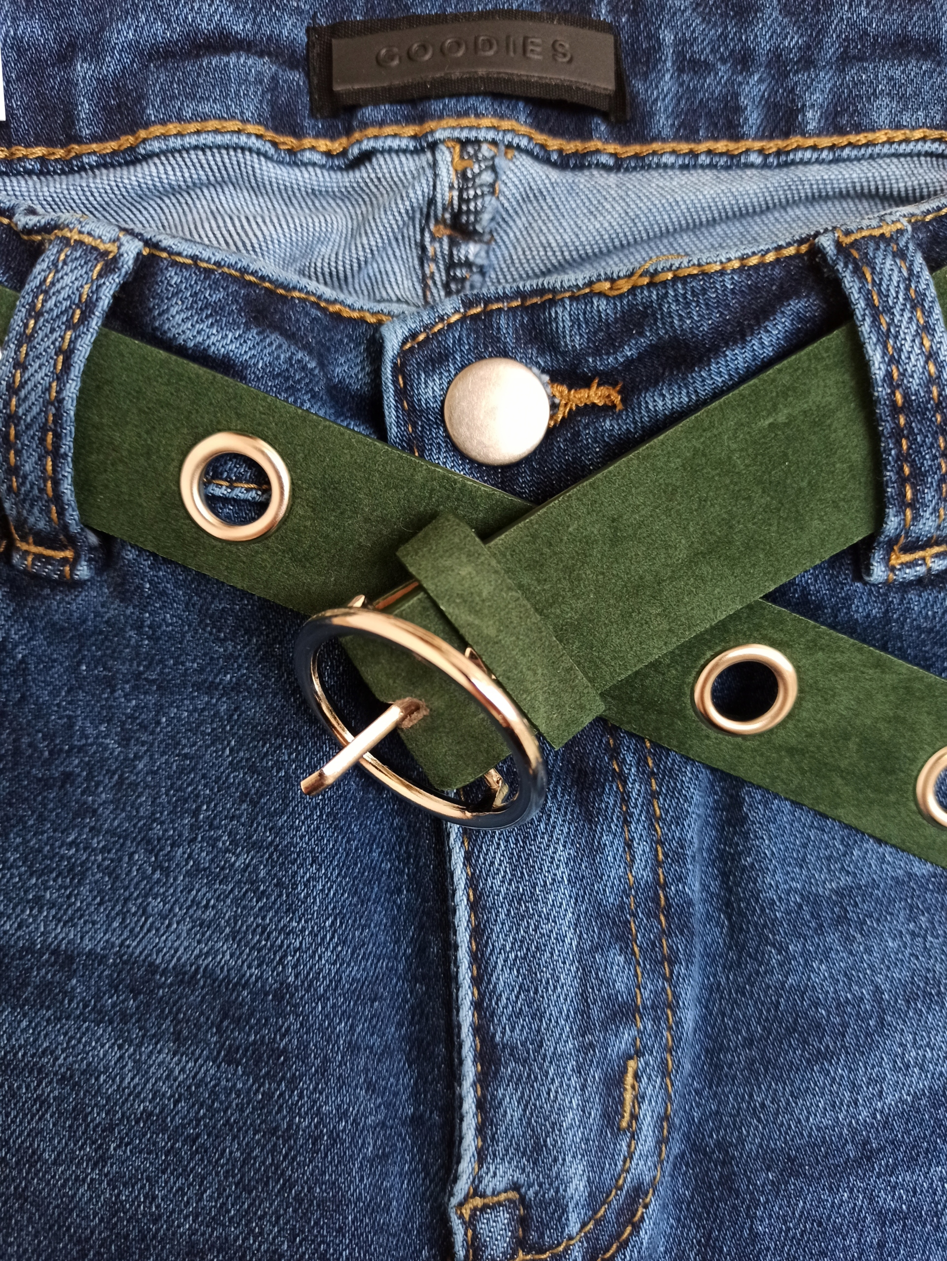 

Spodnie jeansowe Goodies modelujące-Pasek gratis42