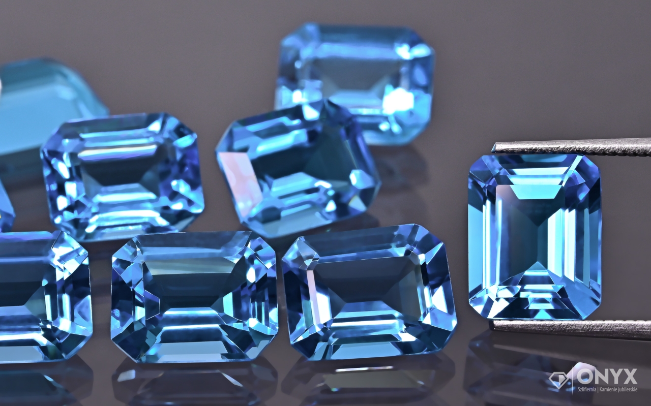 Topaz Swiss Blue fazetovaný oktagon 9x7 mm