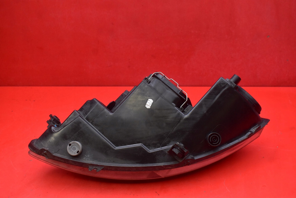 REFLEKTOR right light front EU 5P1941006D 89315801 SEAT ALTEA 1 and 04-09