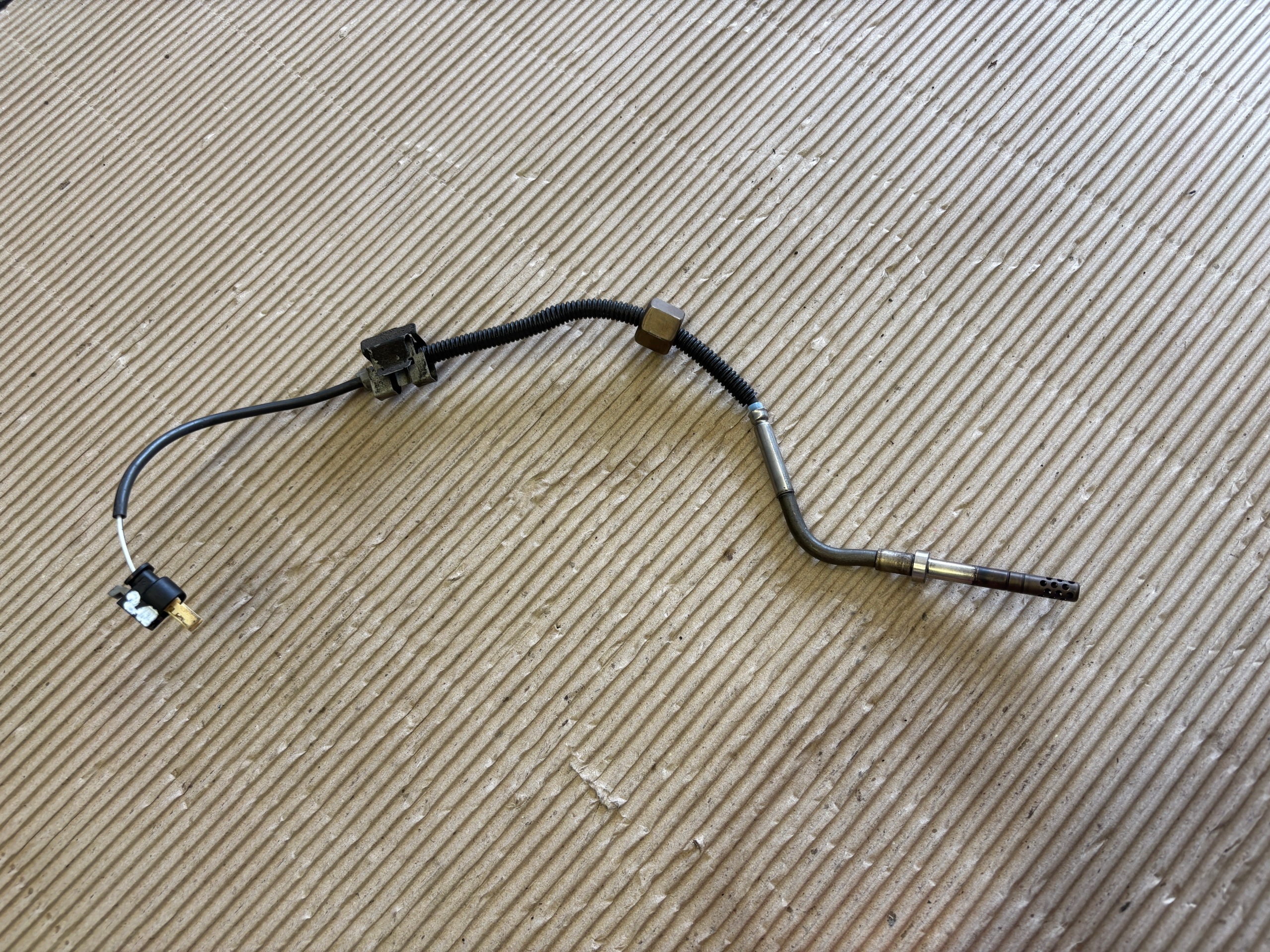 MERCEDES W212 snímač teploty plynů A0081534128