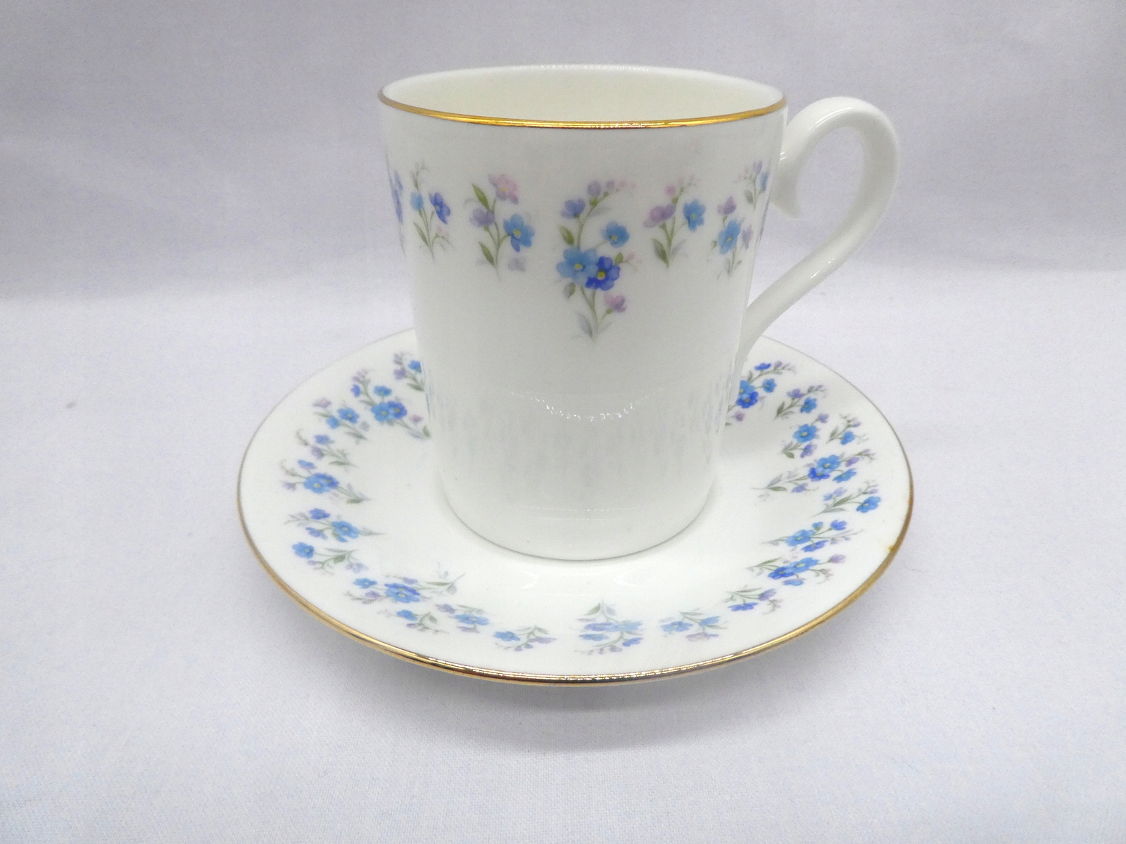 FILIŻANKA NIEZAPOMINAJKI ROYAL ALBERT -ANGLIA 1-5019