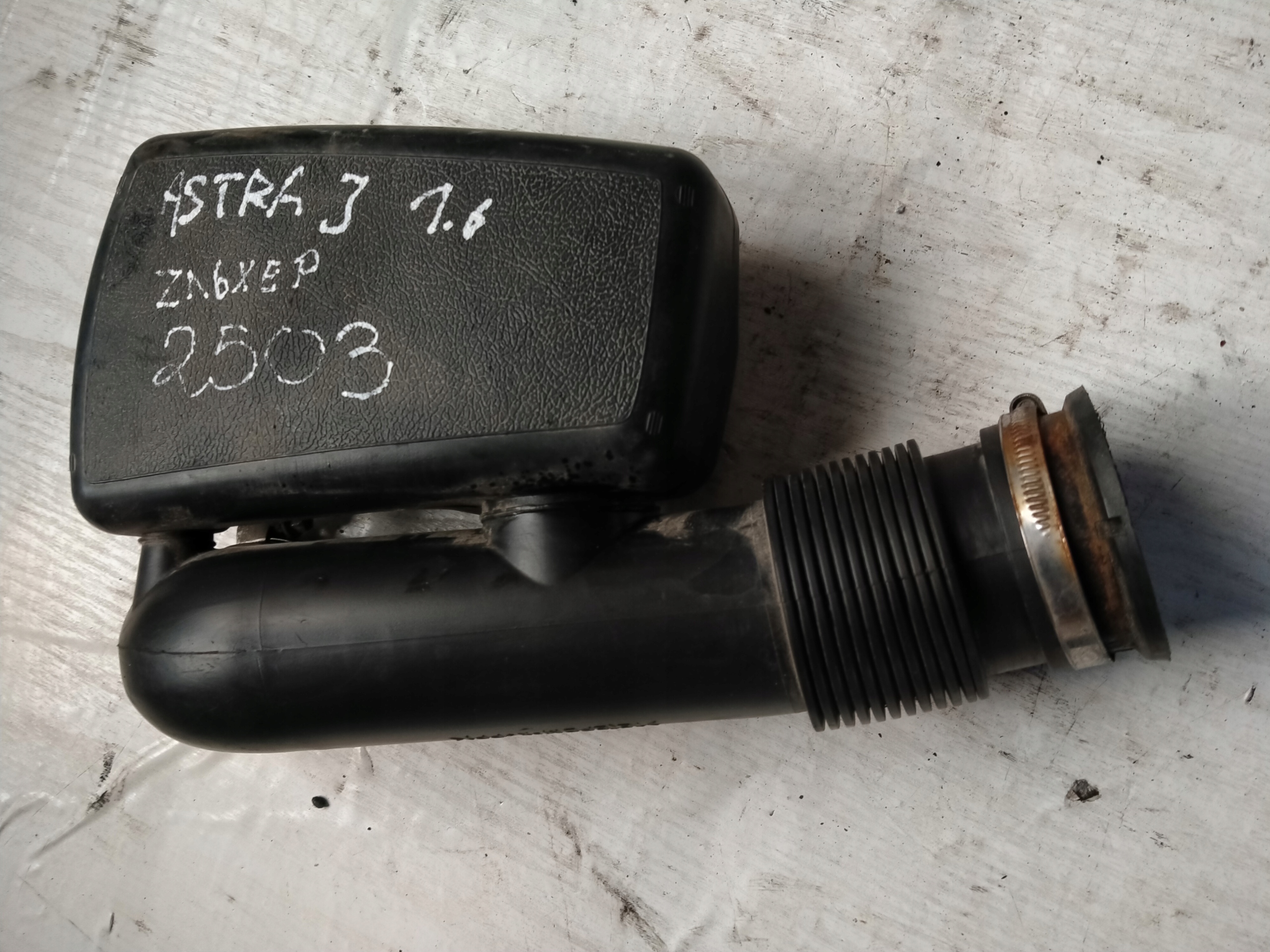 2503 ASTRA J 1.6 FILTR POWIETRZ REZONATOR 24437914