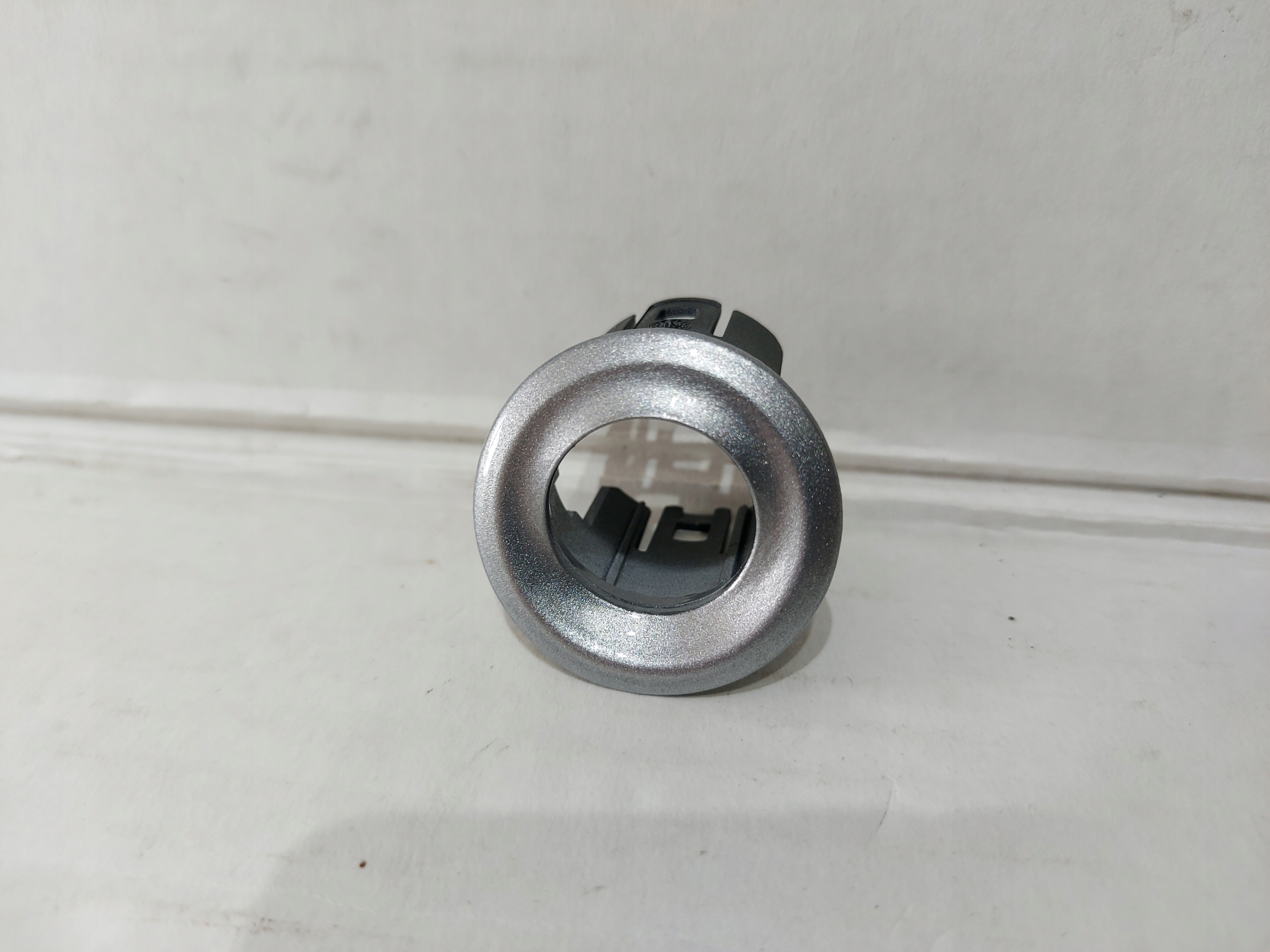 HONDA JAZZ IV 18-19 MOCOWANIE OPRAWKA CZUJNIKA PARKOWANIA