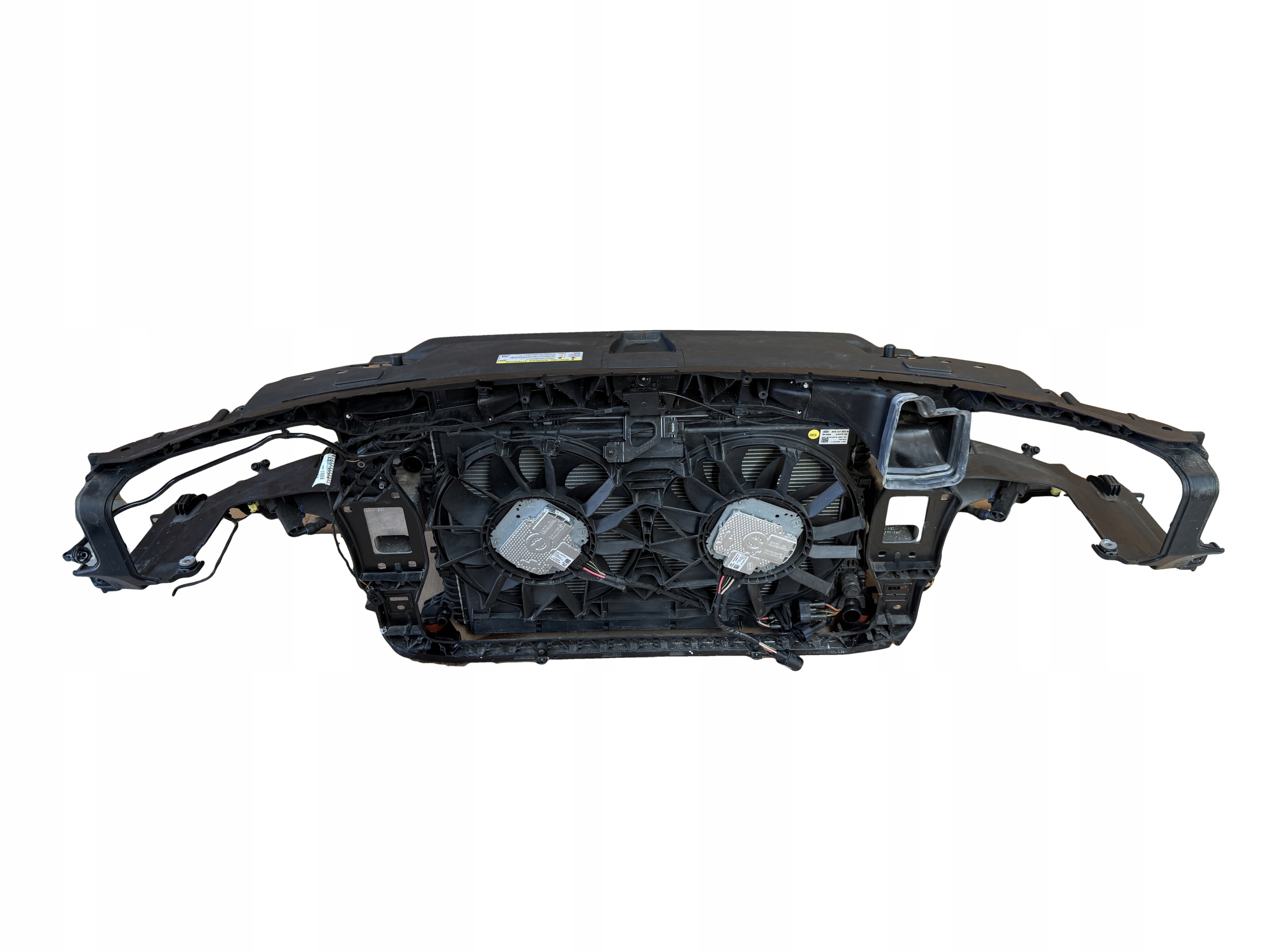 AUDI A8 4H D4 LIFT 3.0TDI bar, wall radiator