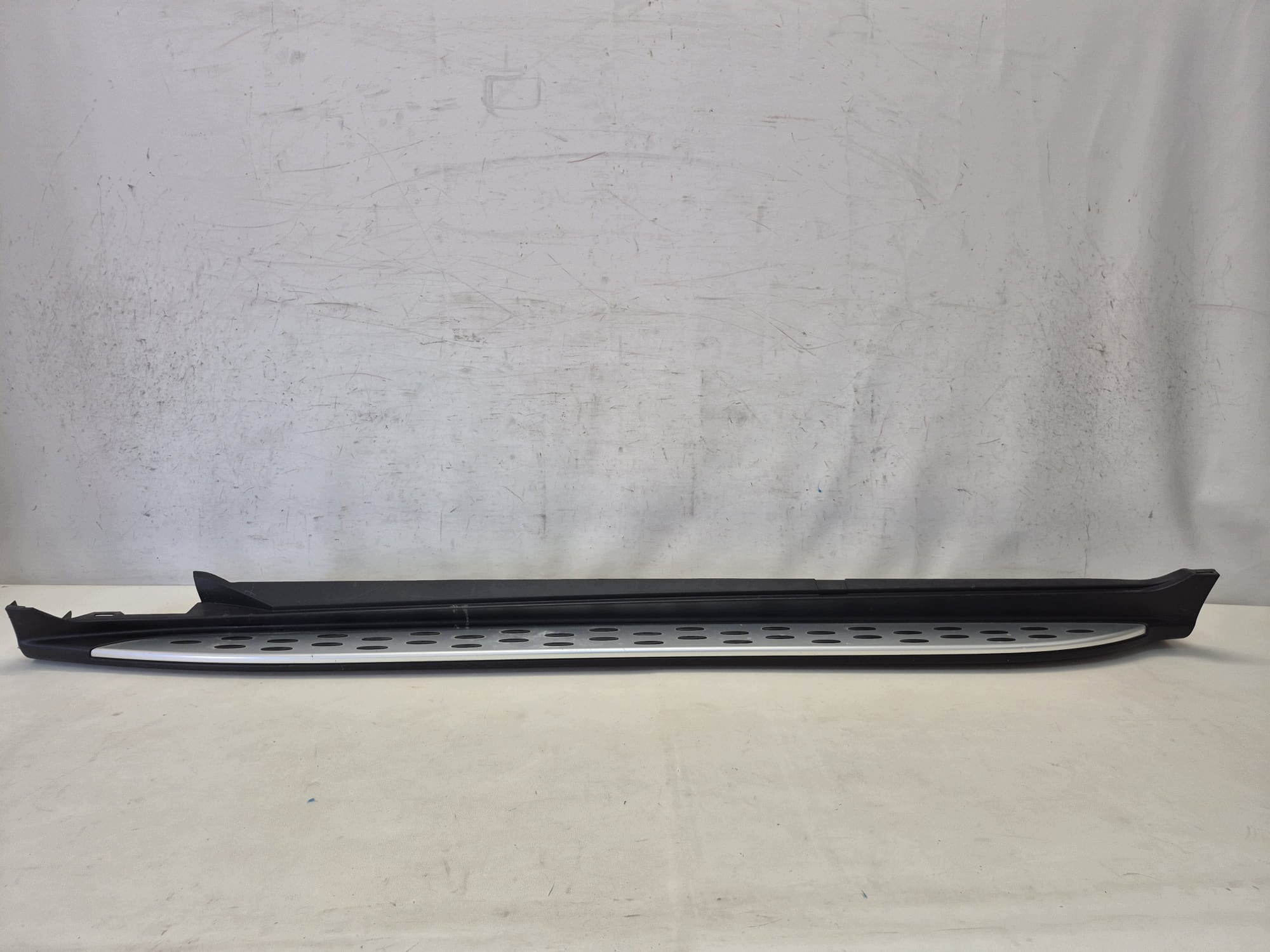 MERCEDES GLC X253 AMG PRO moulding threshold left STOPIEN left