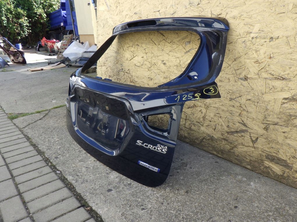 SUZUKI SX4 S CROSS 13- Heckklappe
