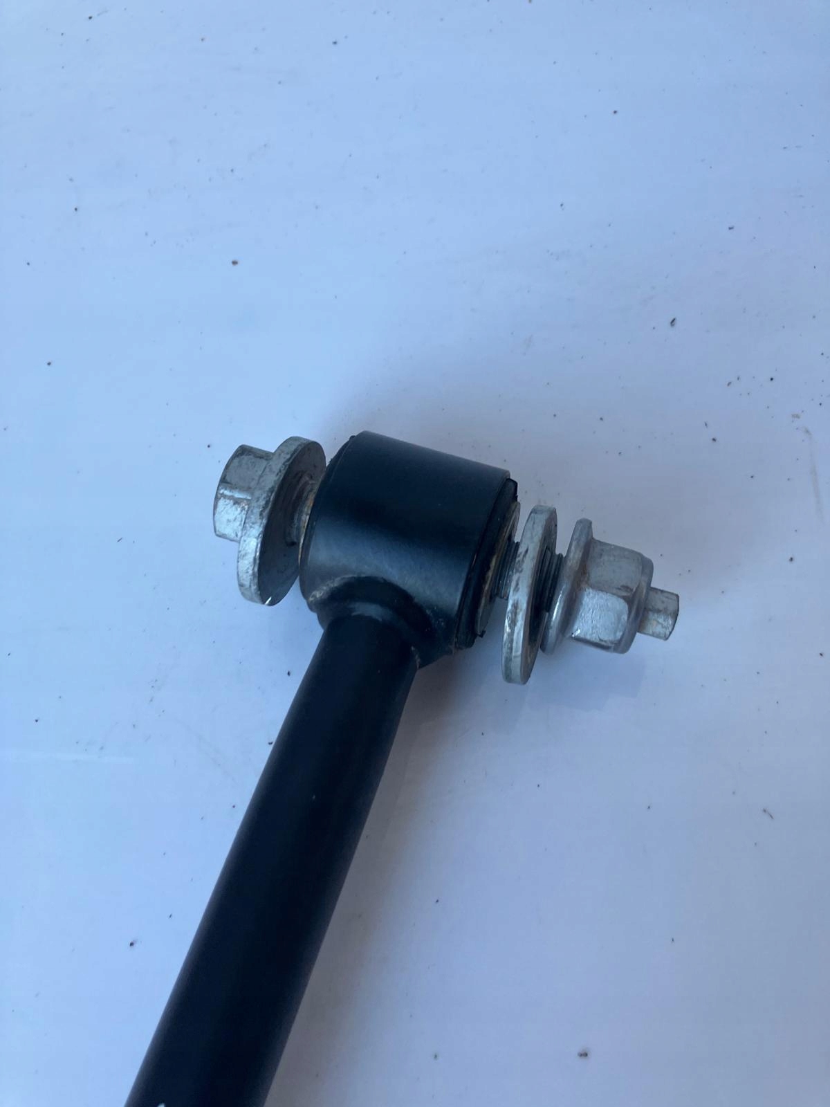 Querlenker rechts heck 551B05MZ0A RENAULT MEGANE V E-TECH
