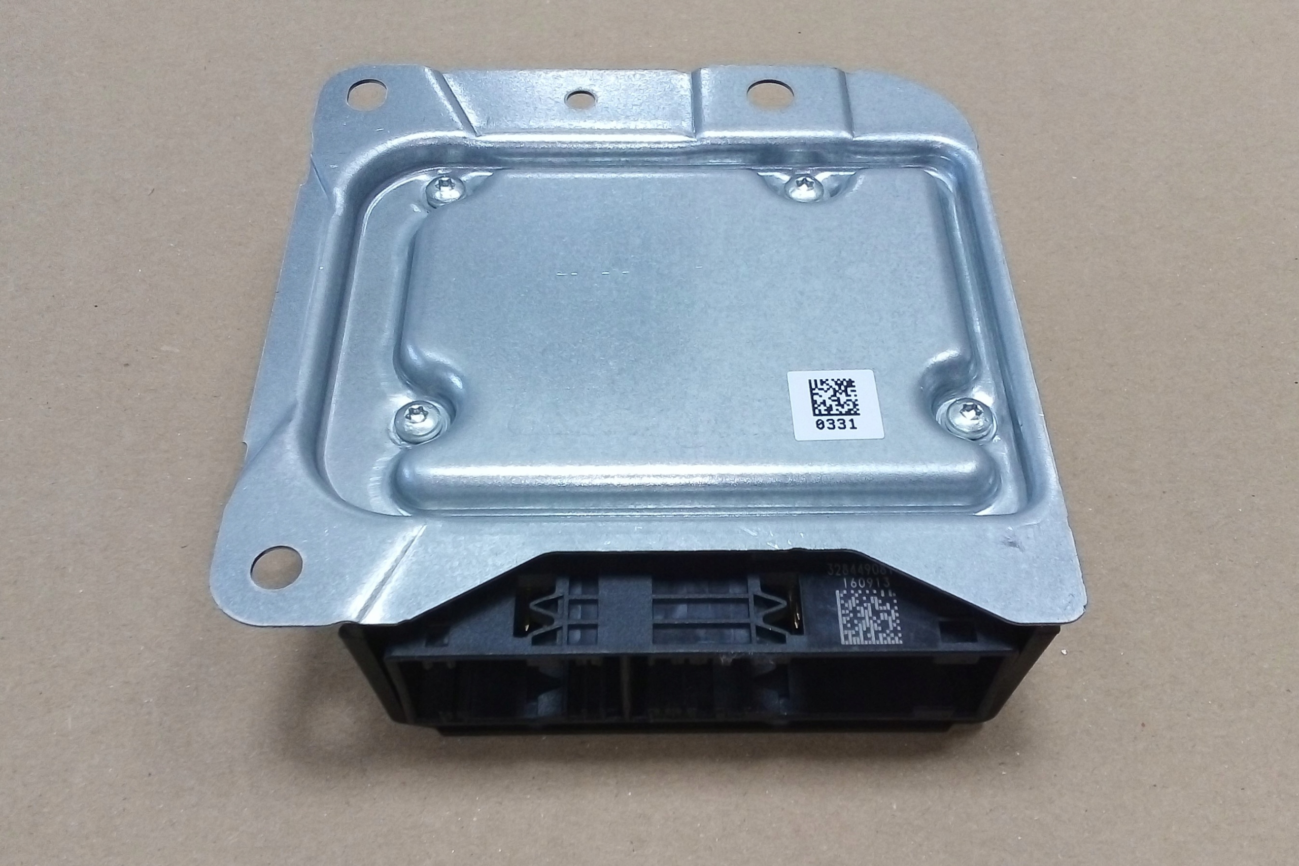 MODUŁ PODUSZKI SENSOR AIRBAG 0285013331 52042475 Numer katalogowy części 0285013331, 52042475