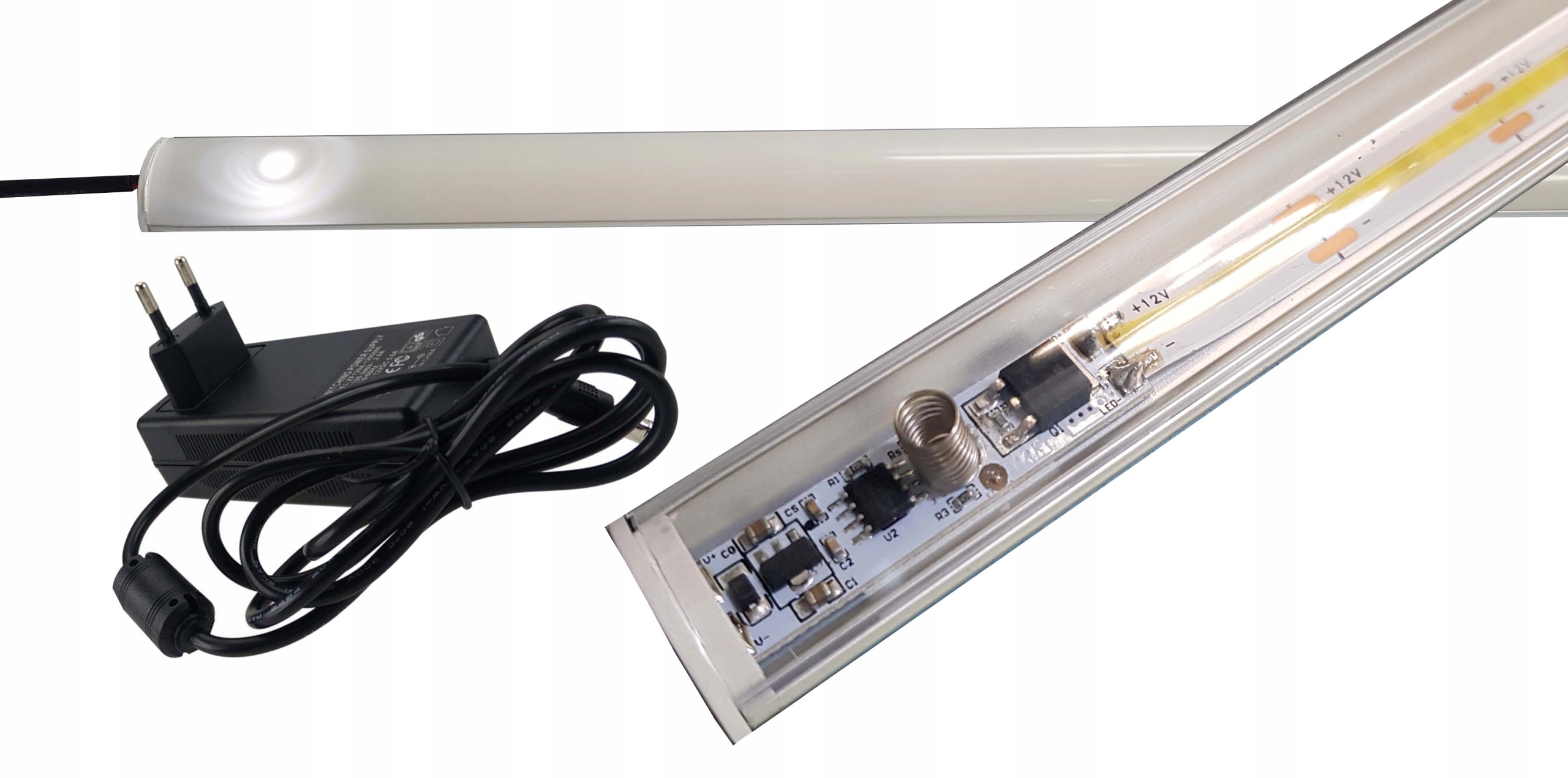 Lampa podskříňková rohová Osvětlení Cob 12V 24W 2 mb Stmívač