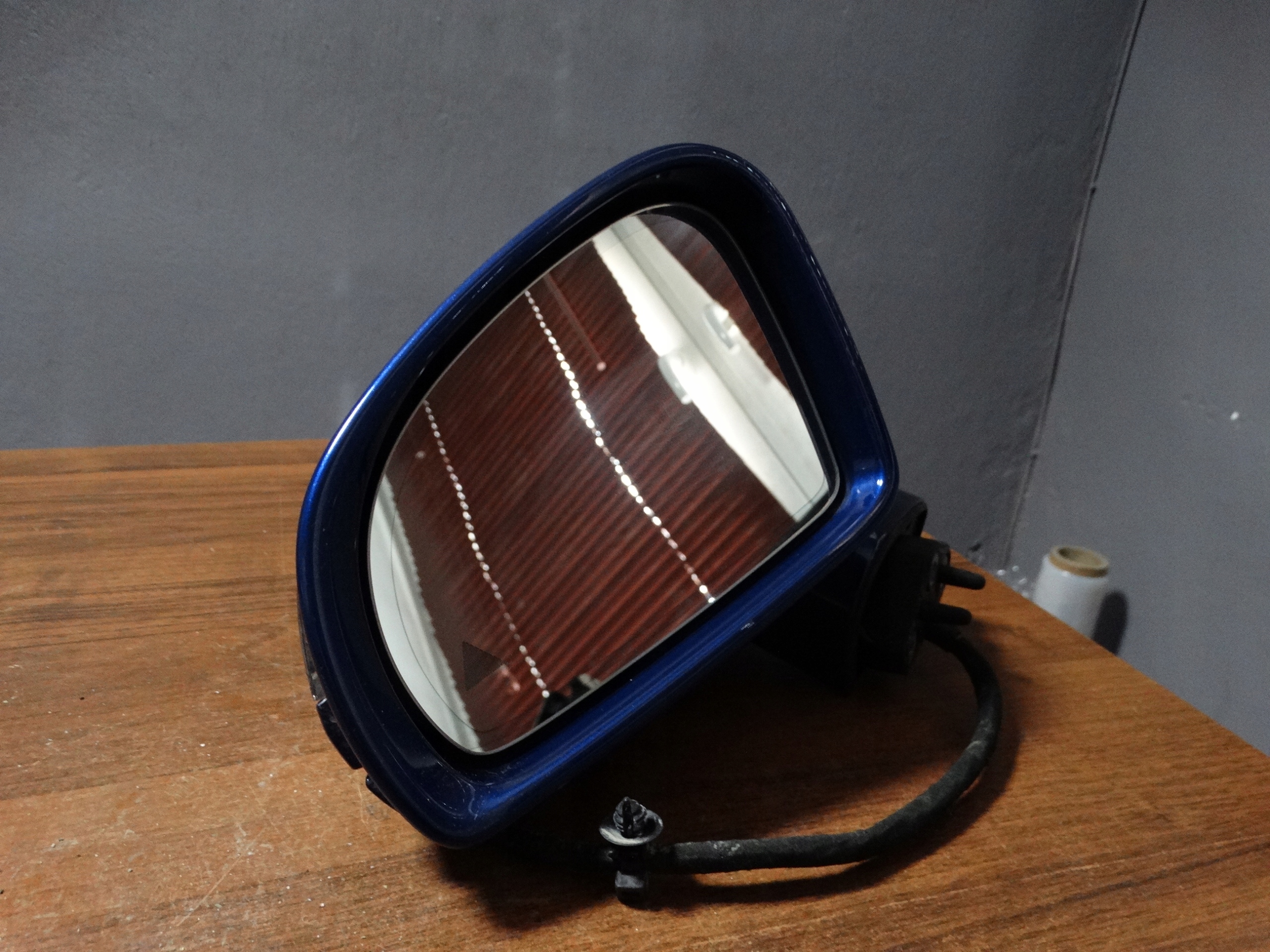 IDEALNE mirror left ASYSTENT MERCEDES SL R231 1