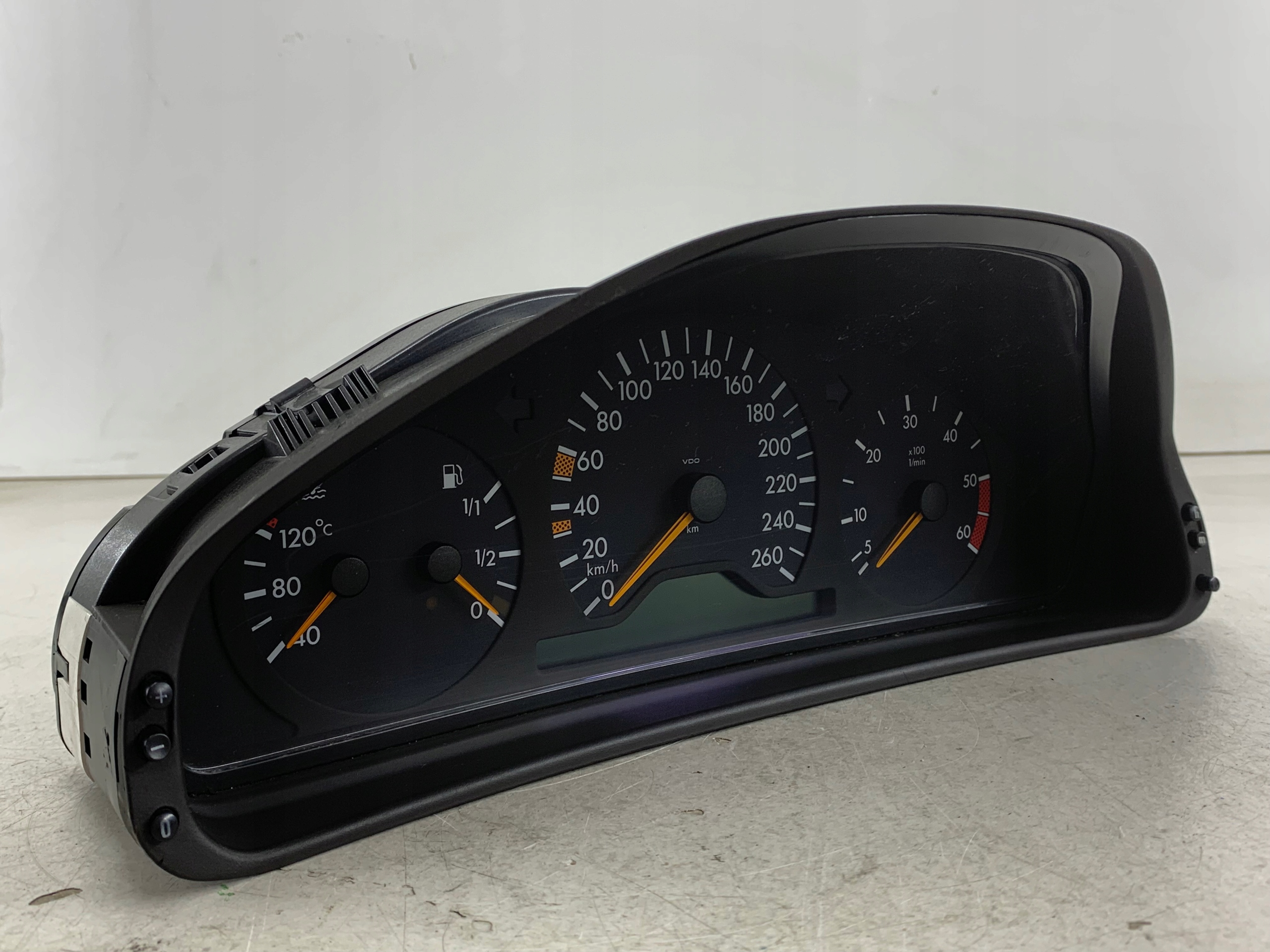 MERCEDES W210 3.0 TD dials dials 2105403348