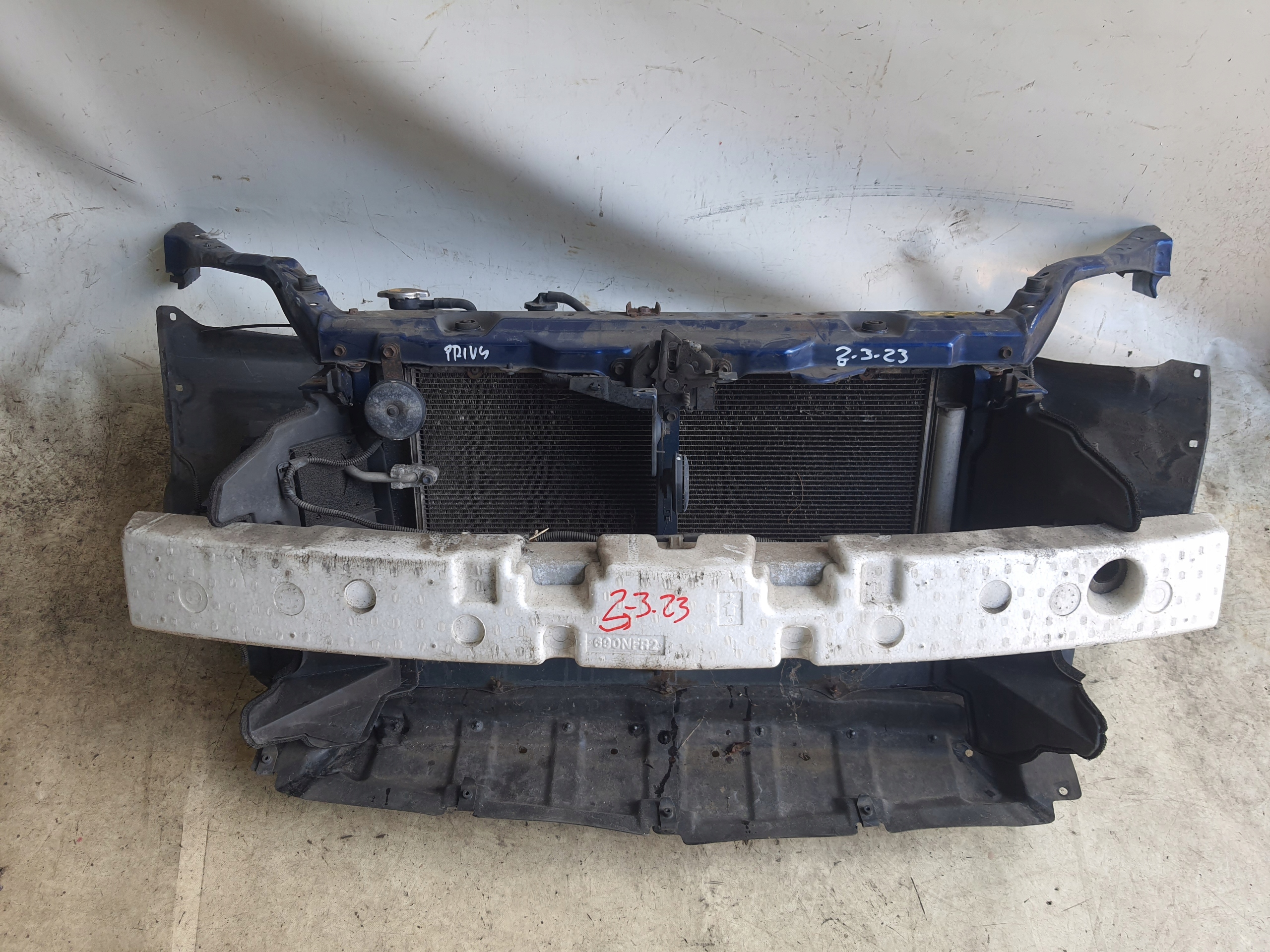 TOYOTA PRIUS II 03-09 support panel for radiators BENZYNAA