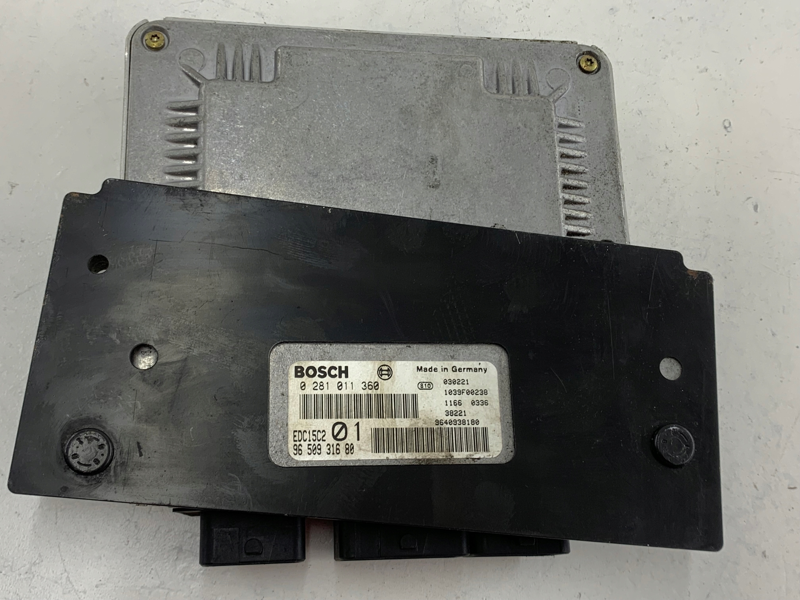 PEUGEOT 406 2.0 HDI unité de commande électronique uce moteur 9650931680