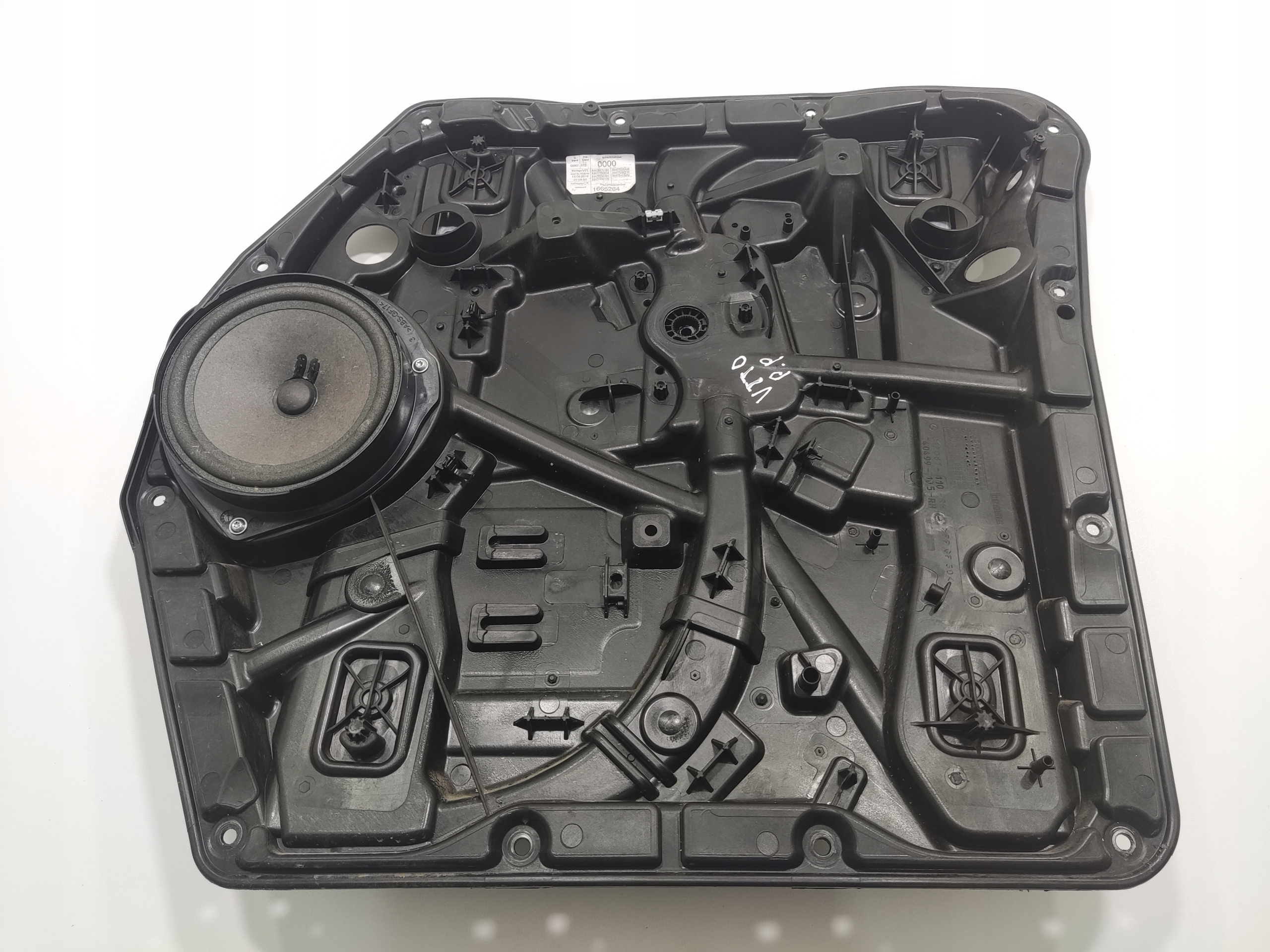 PODNOŚNIK MECHANIZM SZYBY PRAWY PRZÓD MERCEDES VITO W447 447 A4478271160 Typ samochodu Samochody dostawcze Samochody osobowe