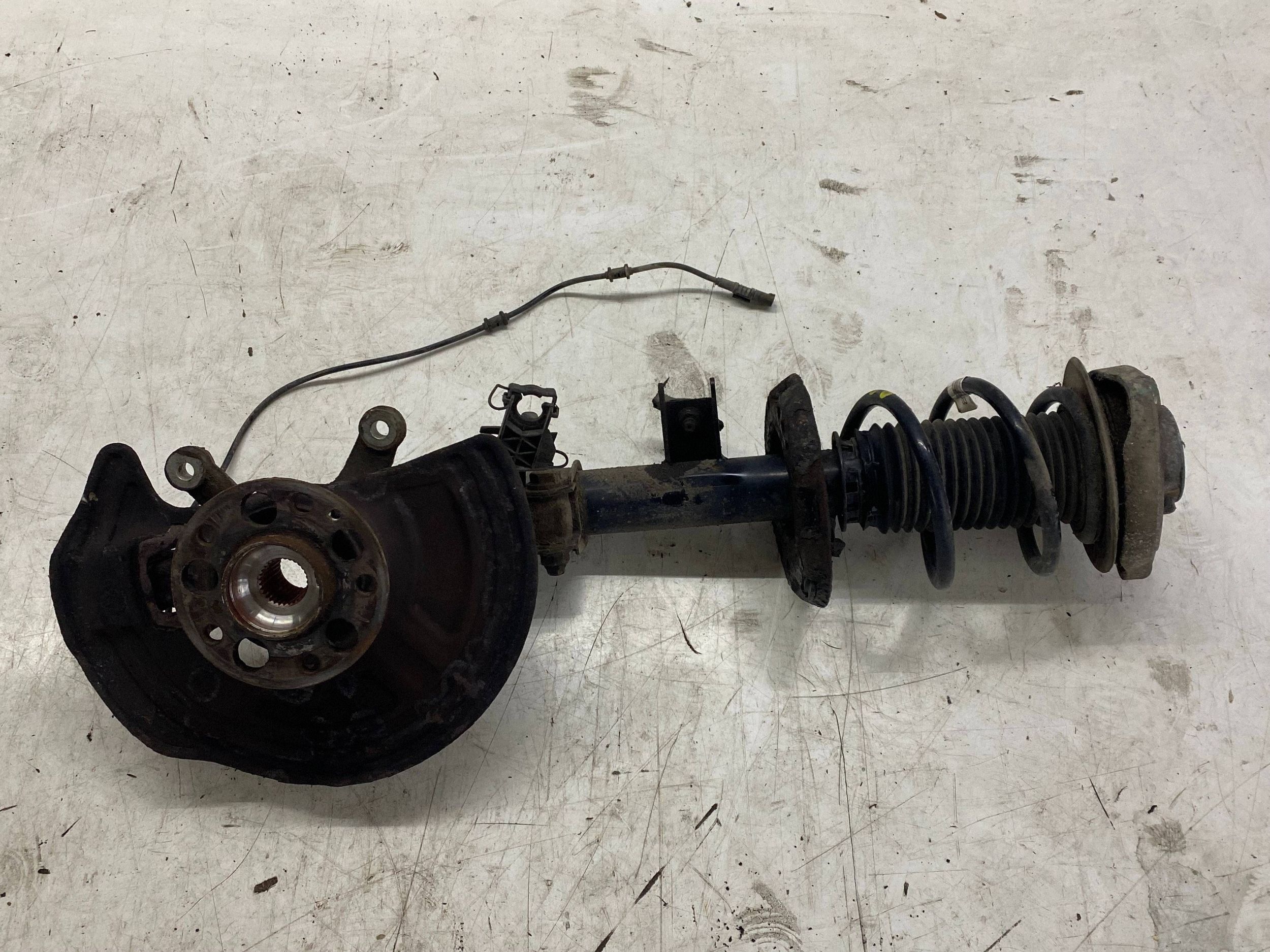 McPherson shock absorber left front MERCEDES B-KLASA W246 1.8 CDI A2463208913