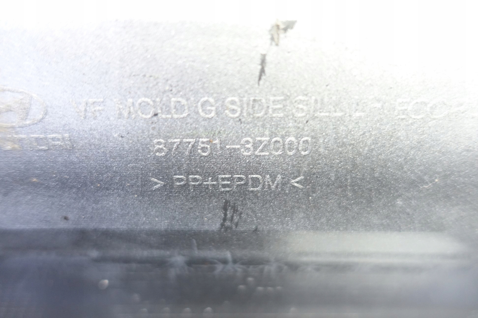 moulding threshold left HYUNDAI I40 87751-3Z000