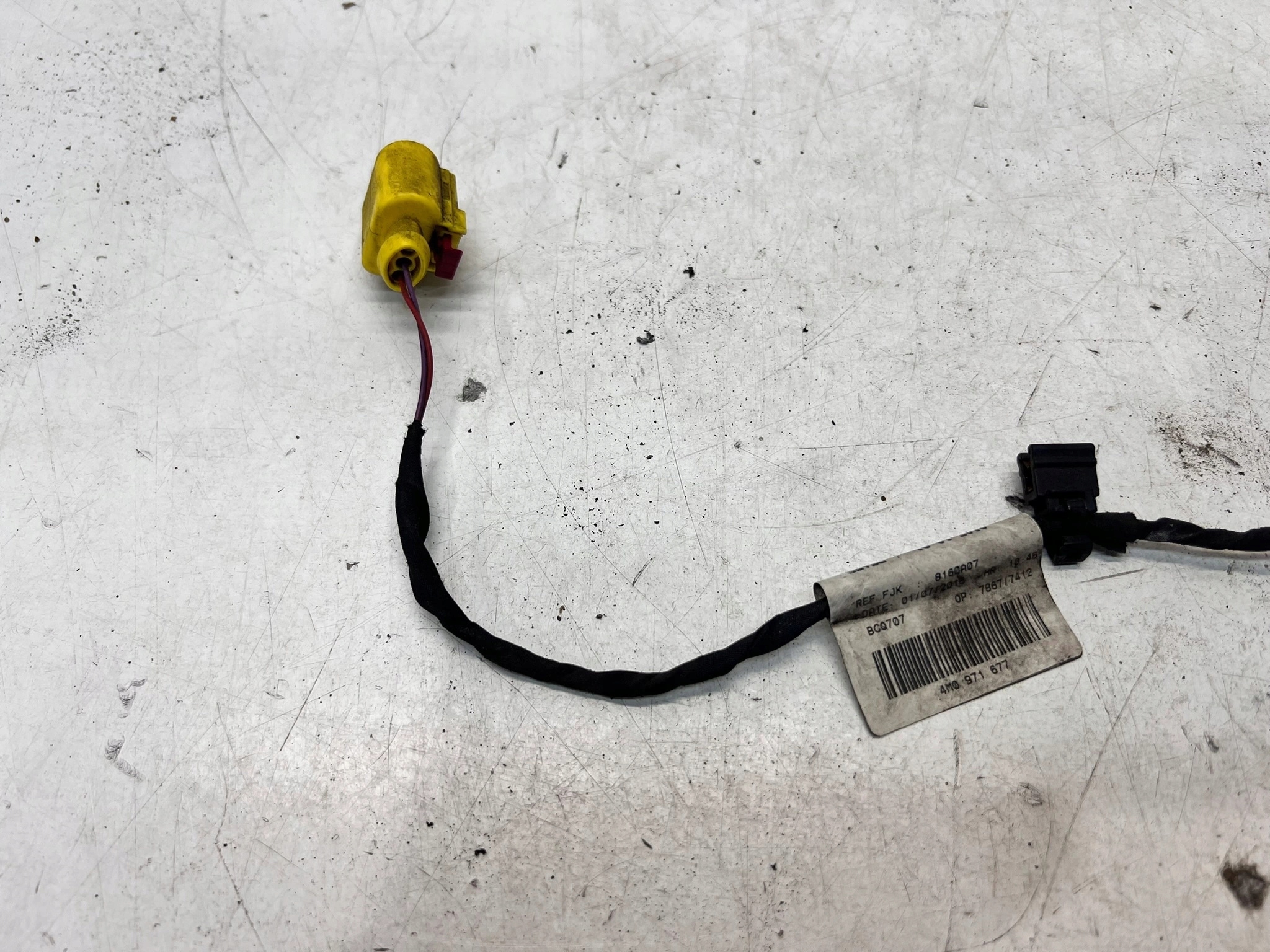 bundle CZUJNIKOW UDERZENIOWYCH front AUDI Q7 4M 4M0971677