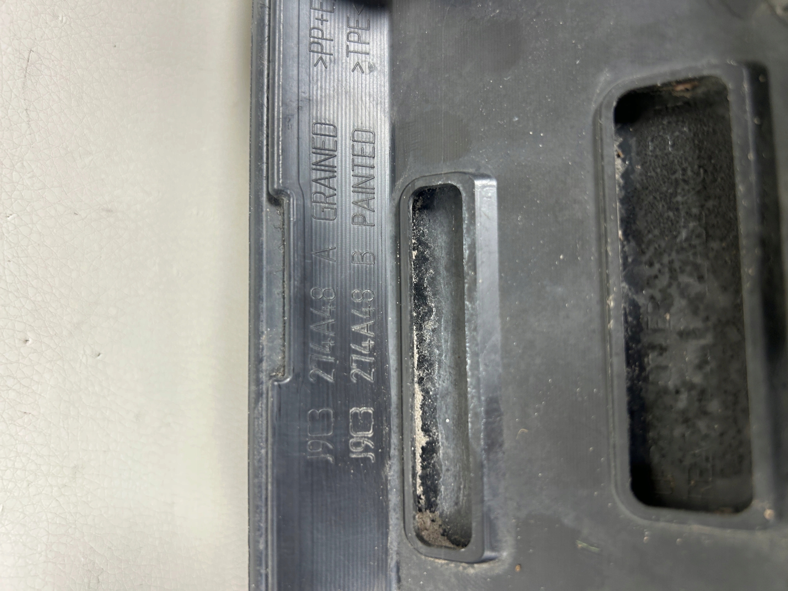 Jaguar E-Pace moulding door right rear part J9C3274A48