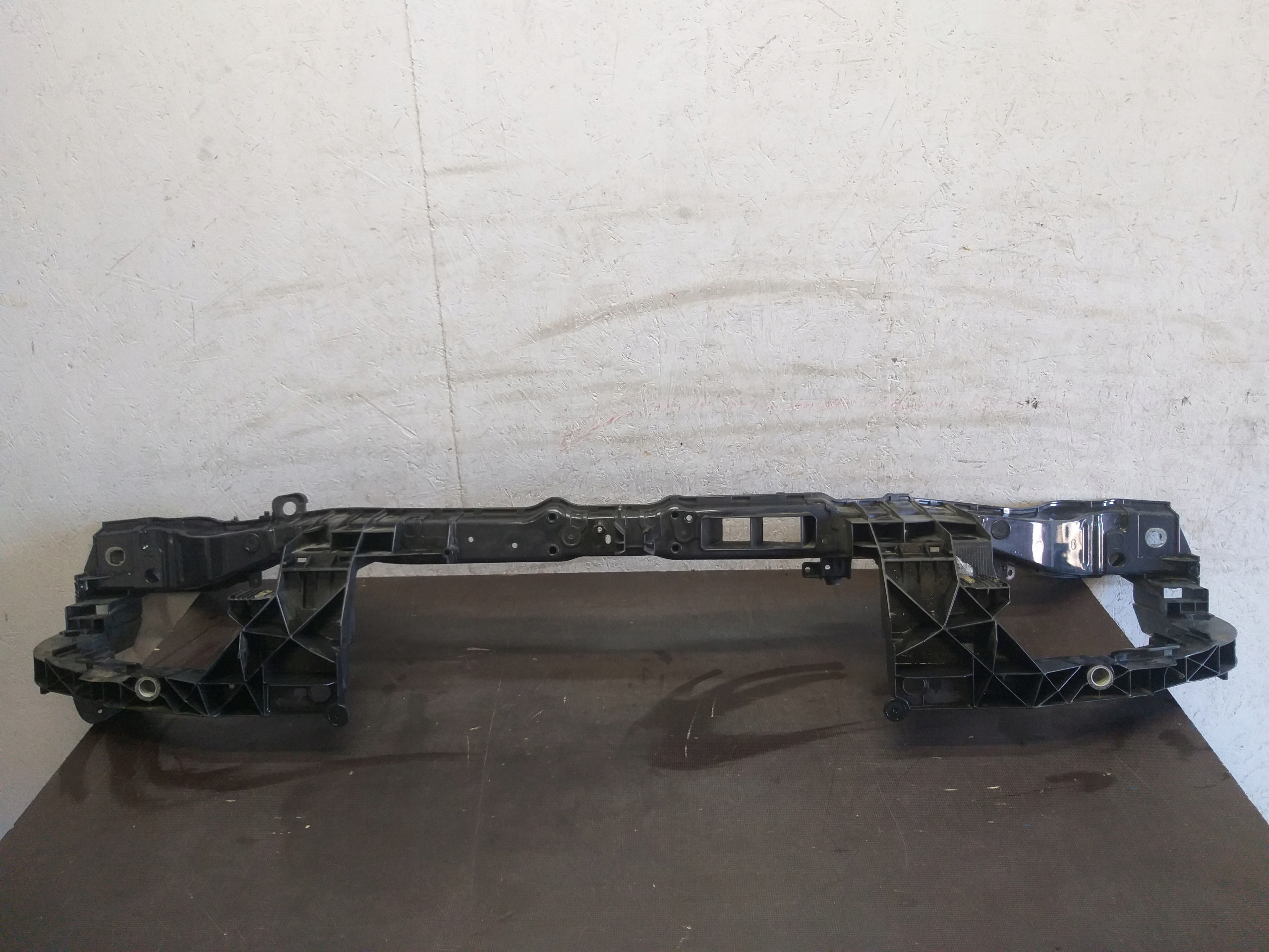 PAS PRZEDNI FORD C MAX MK2 10- AM51-8B041-A