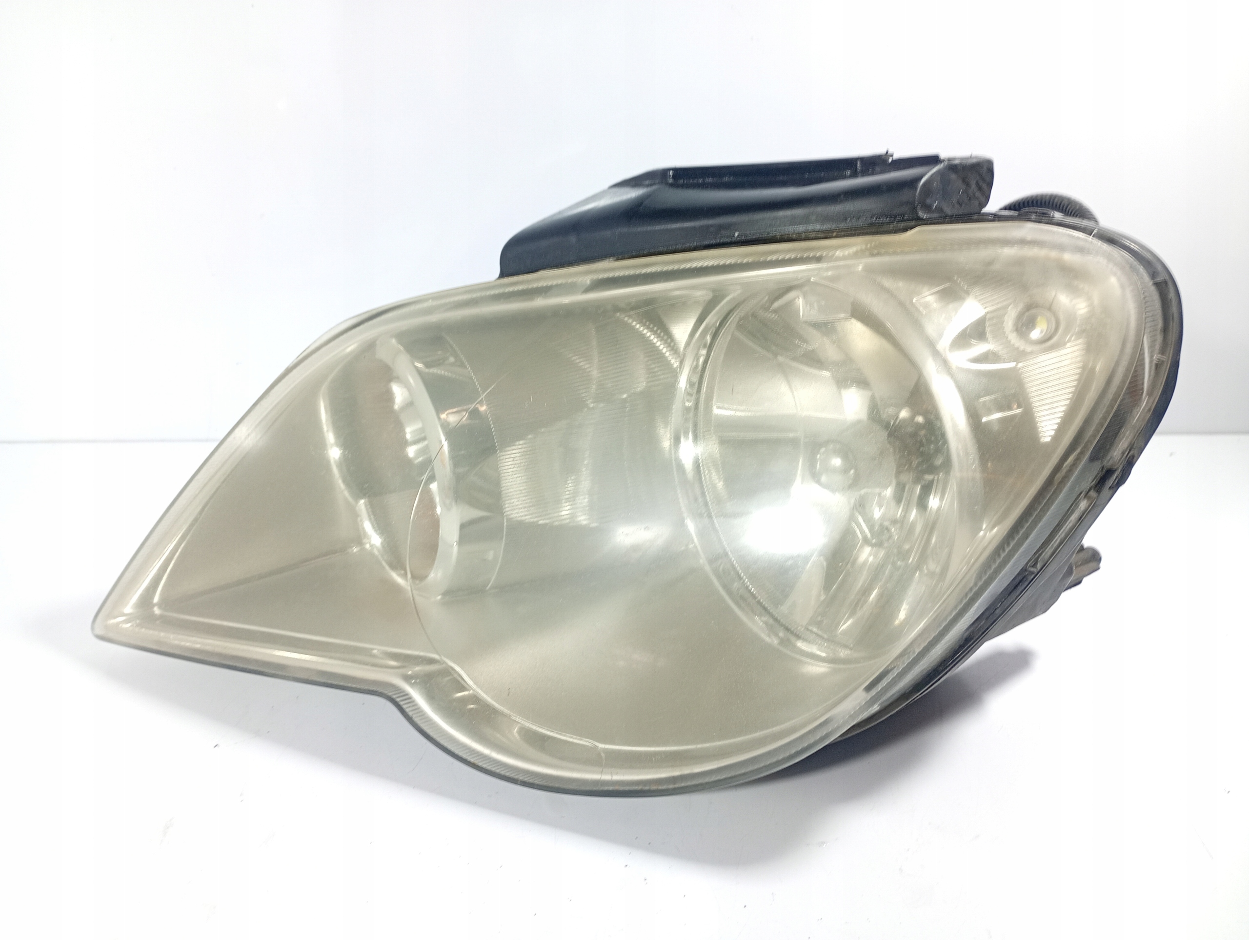 light left front REFLEKTOR left front OE 05113061AC CHRYSLER PACIFICA 06-07