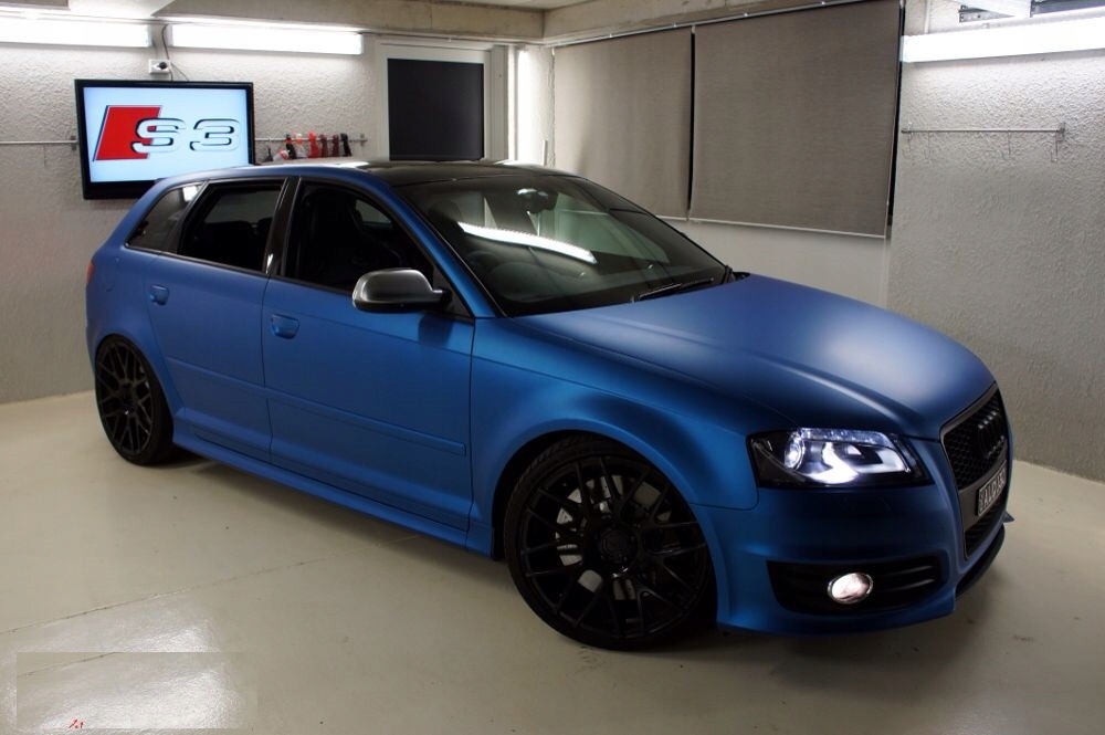 FOLIA OKLEINA CHROM MAT NIEBIESKA PERŁA KANALIKI Producent Carbon