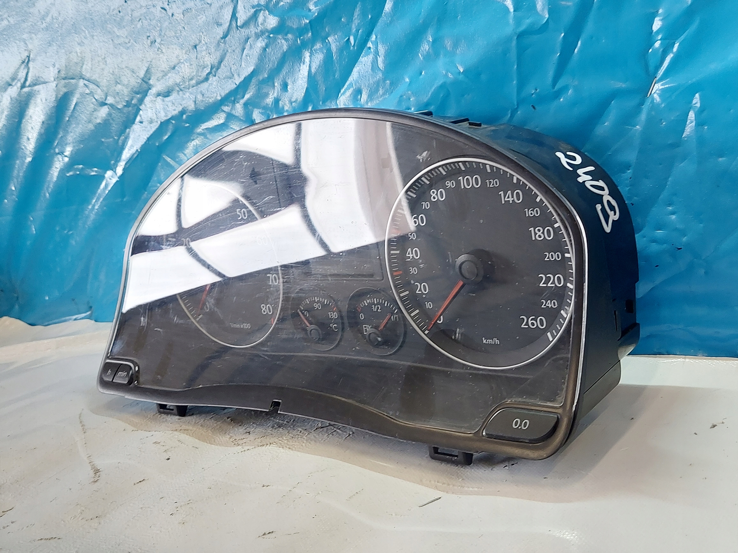 dials clock GOLF V 1.6 FSI 1K0920850K